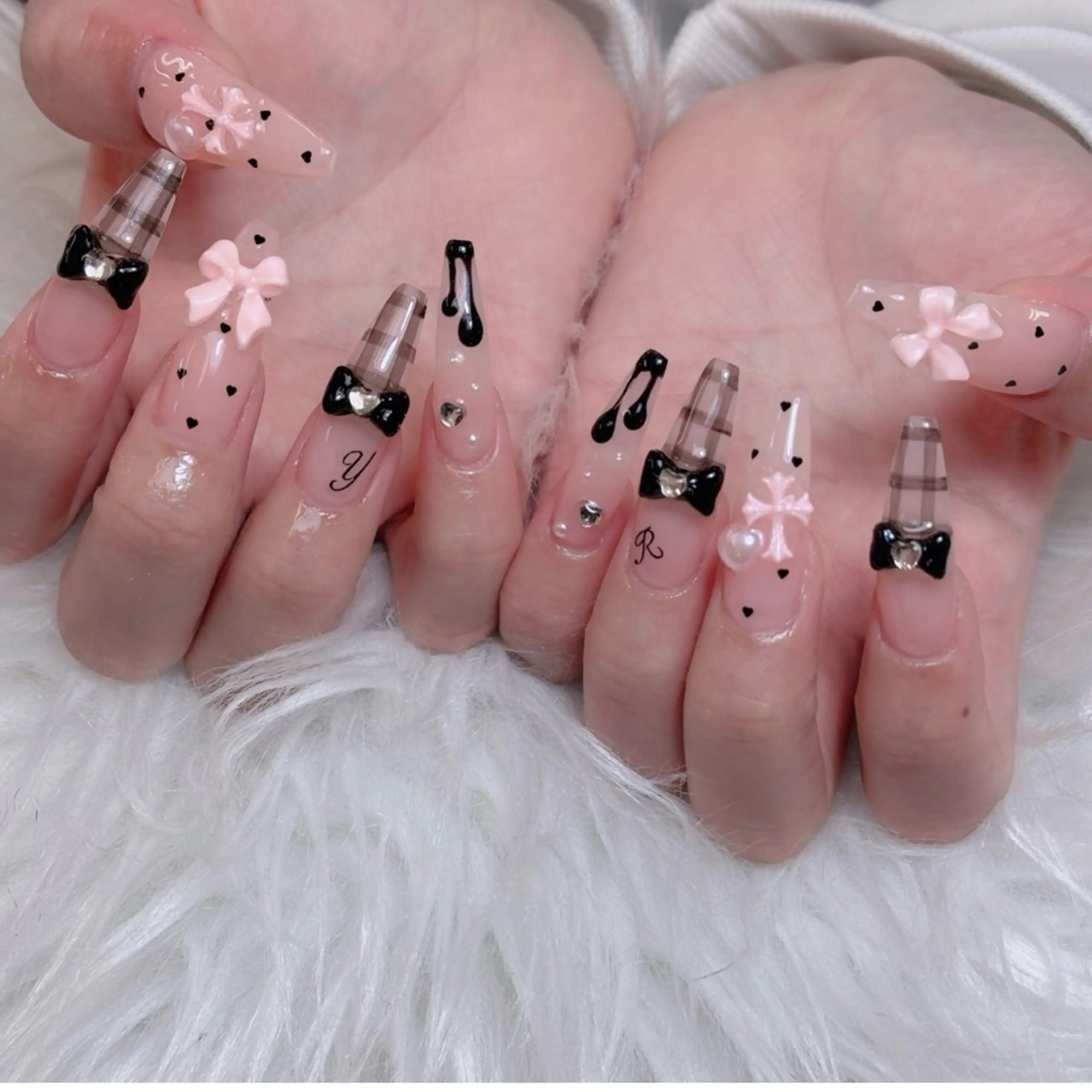 ネイル オーロラネイル チークネイル フットネイル フレンチネイル 韓国ネイル ハンドネイル Lumi Nailのネイルデザイン