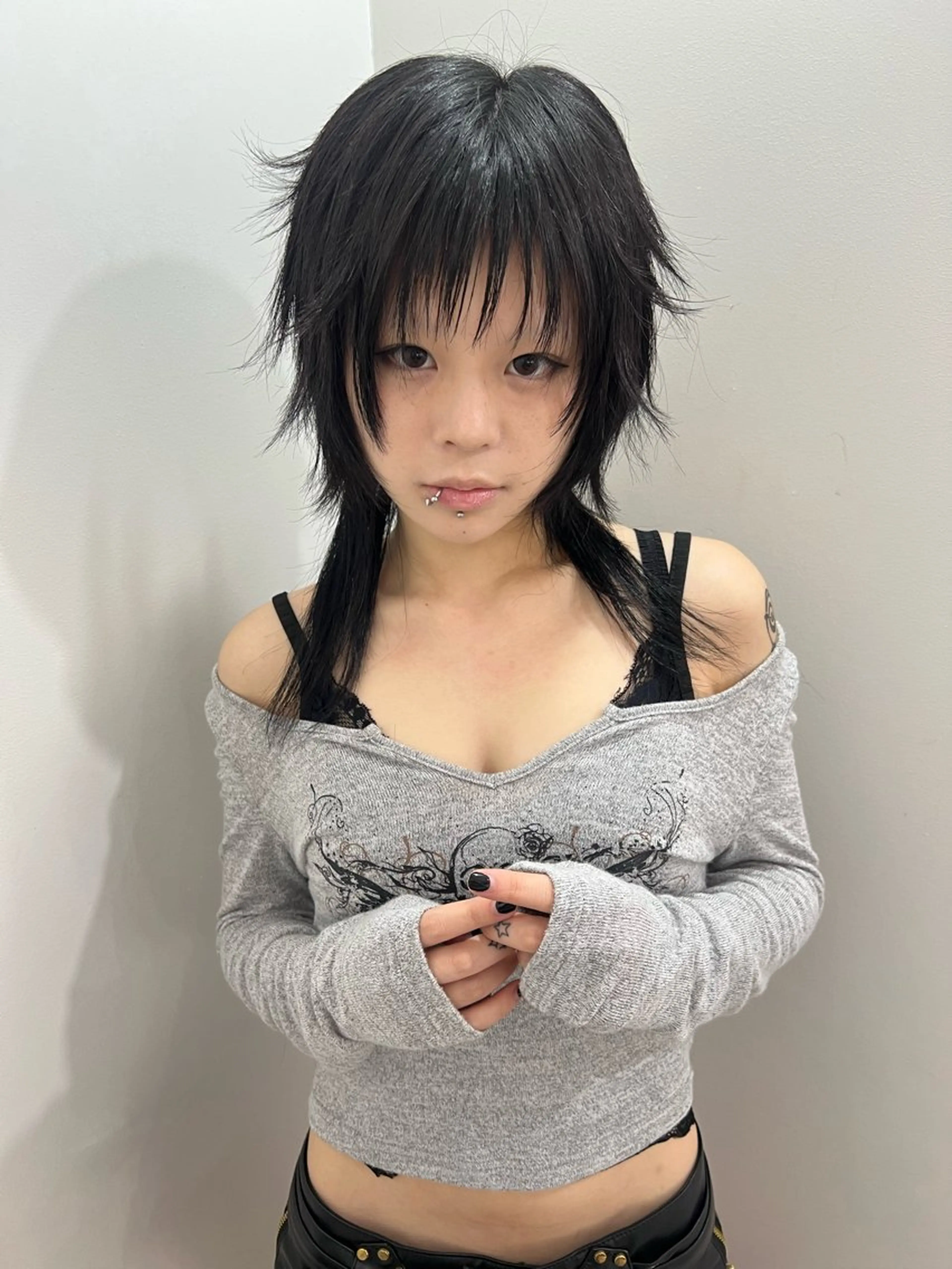 ミディアム カット 💥ウルフカット デザインあんな💥のヘアスタイル