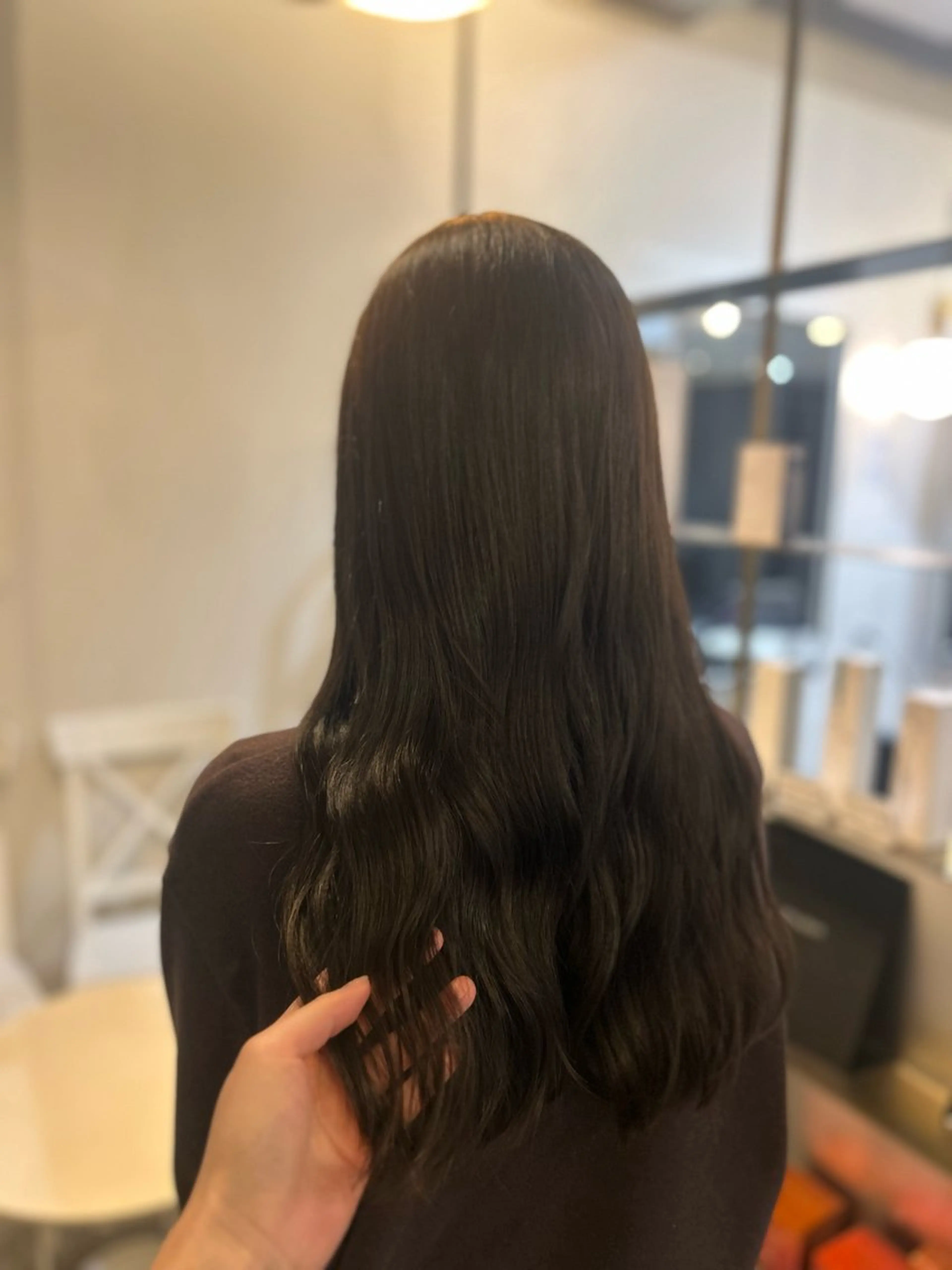 ロング アッシュ カット ヘアカラー iroha /Cielのヘアスタイル