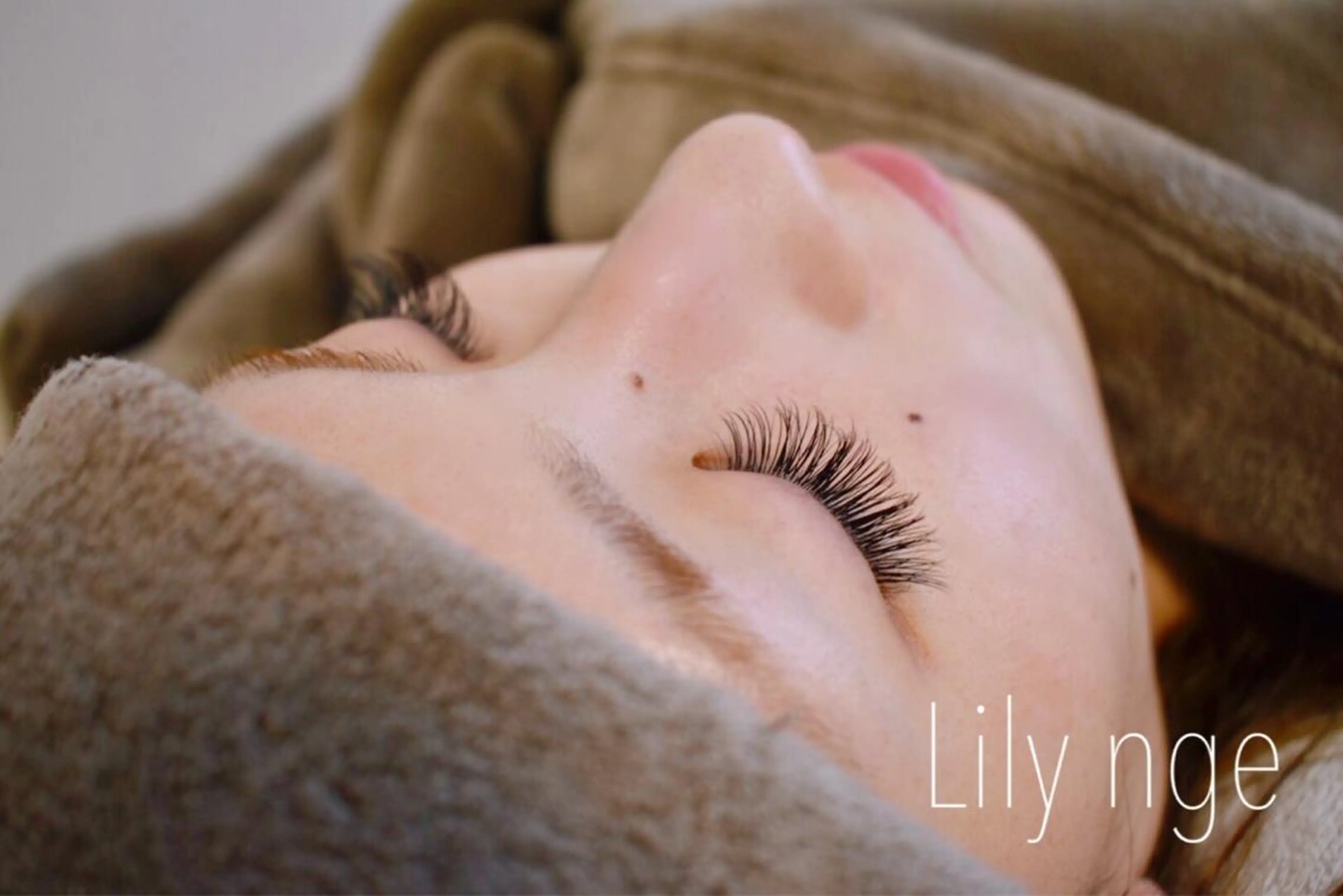 マツエク・マツパ Lily nge   〜リリーアンジュ〜所属・堀 百合香のマツエク・マツパデザイン