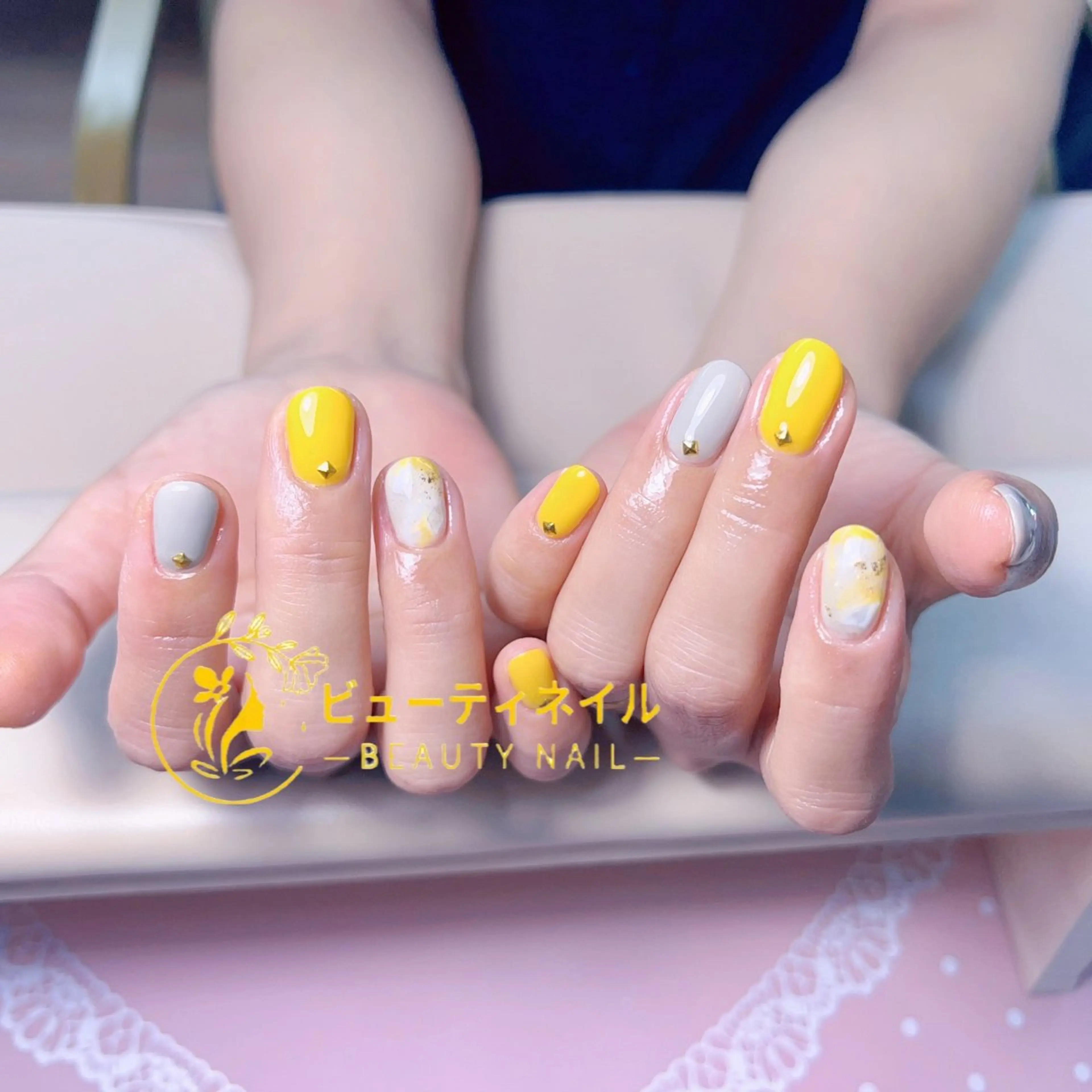 ネイル 長さ出し ジェルネイル Moonstone Salon所属・Moonstone Salonのネイルデザイン