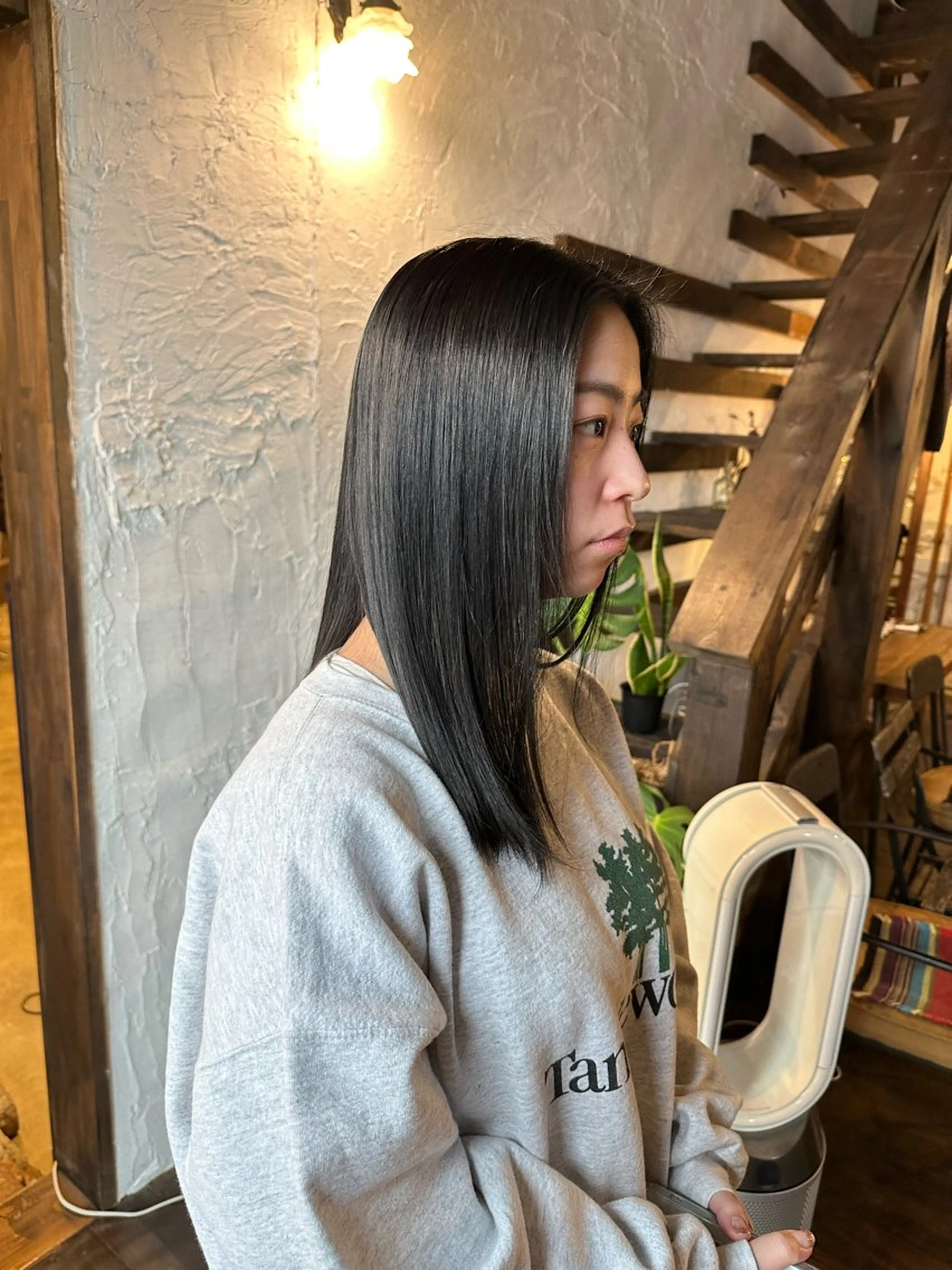 セミロング カラー 透明感カラー 🦖ノザワ リンカ🦖のヘアスタイル