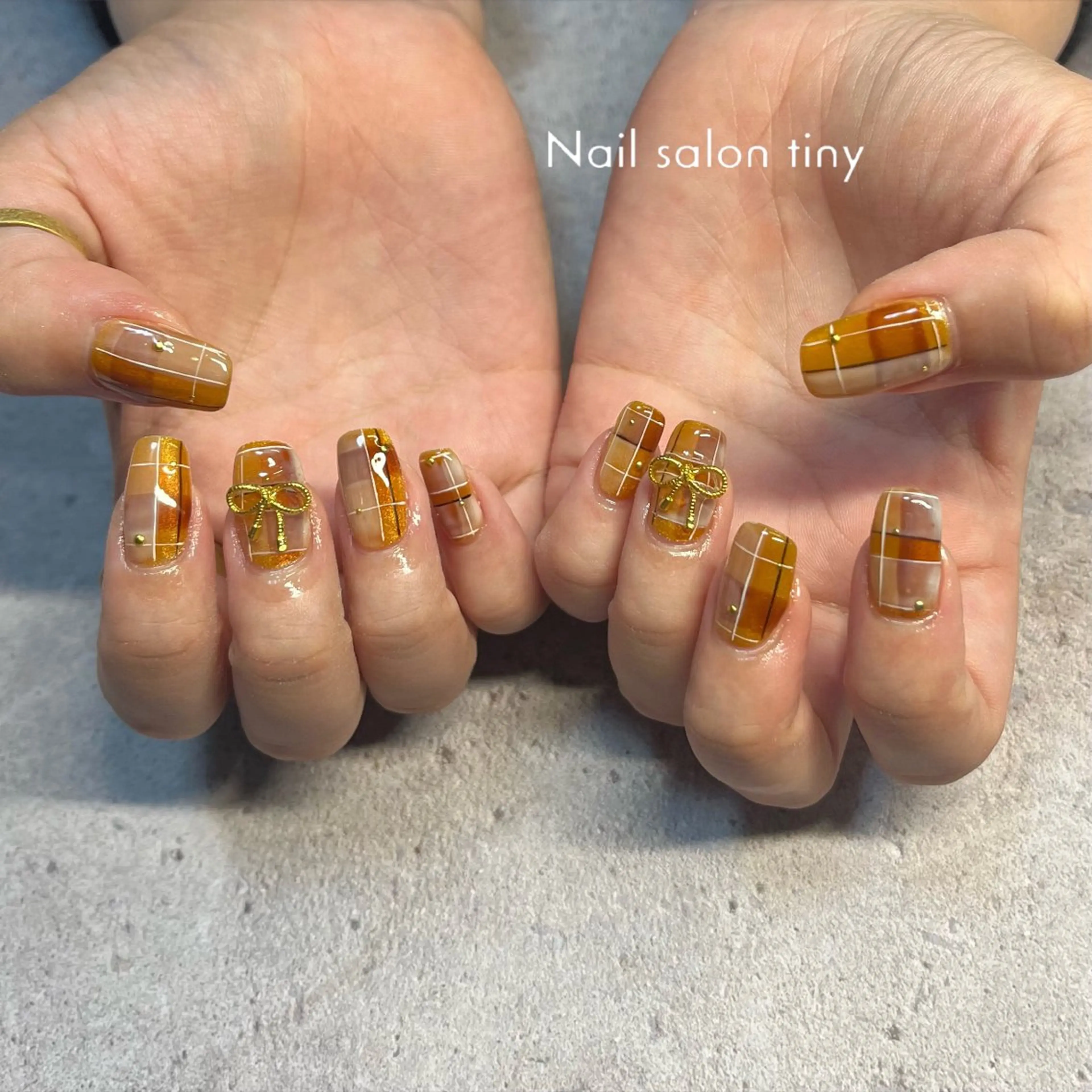 ネイル 持ち込み ハンドネイル ネイルサロンタイニー所属・Nail salon tiny🩵のネイルデザイン