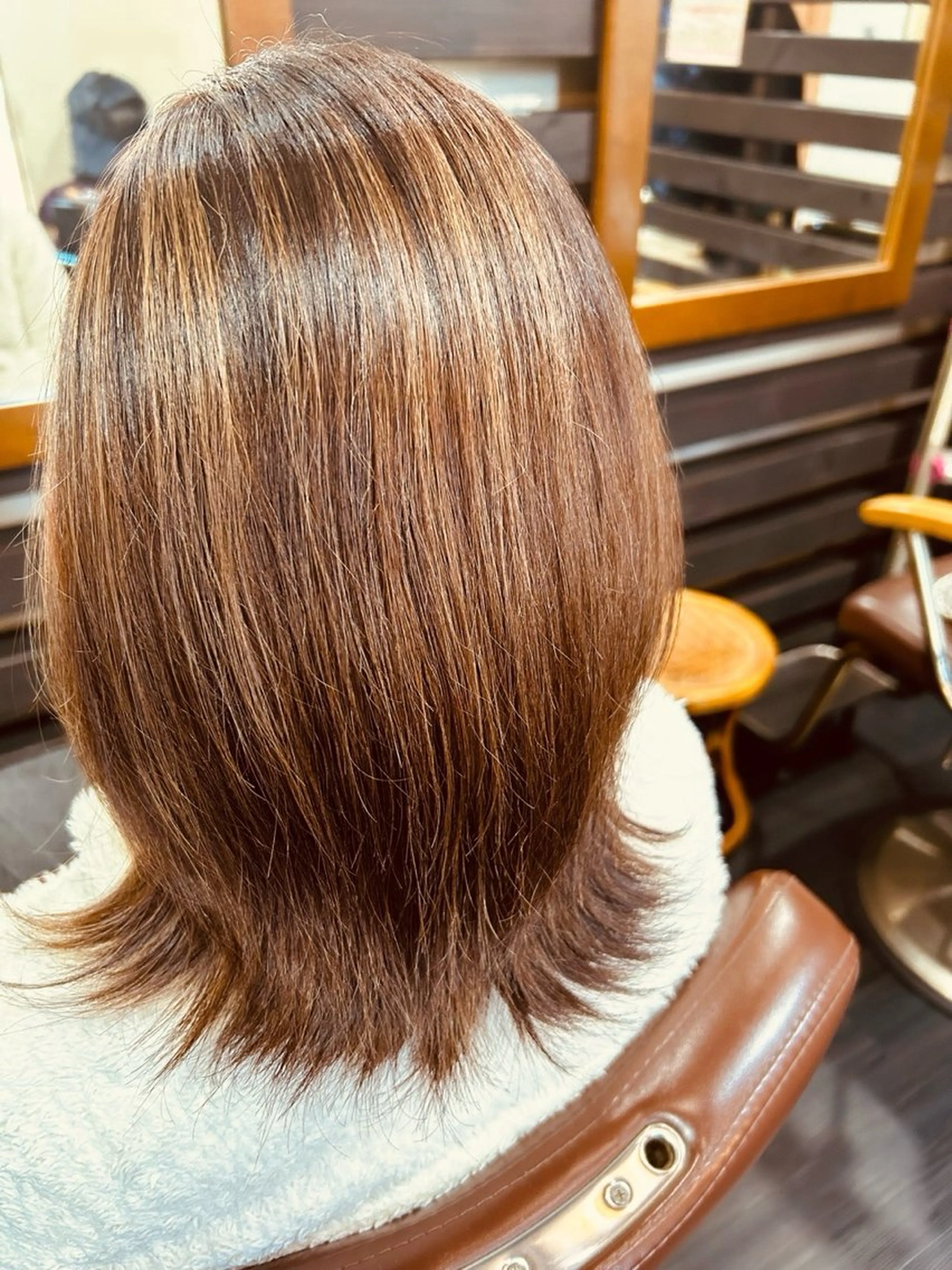 ミディアム カラー ベージュカラー 黒髪 ハイライトカラー ピンクカラー ピンクベージュ カット ヘアカラー ヘア&リラクゼーションNEUTRAL所属・竹内 幸生のヘアスタイル