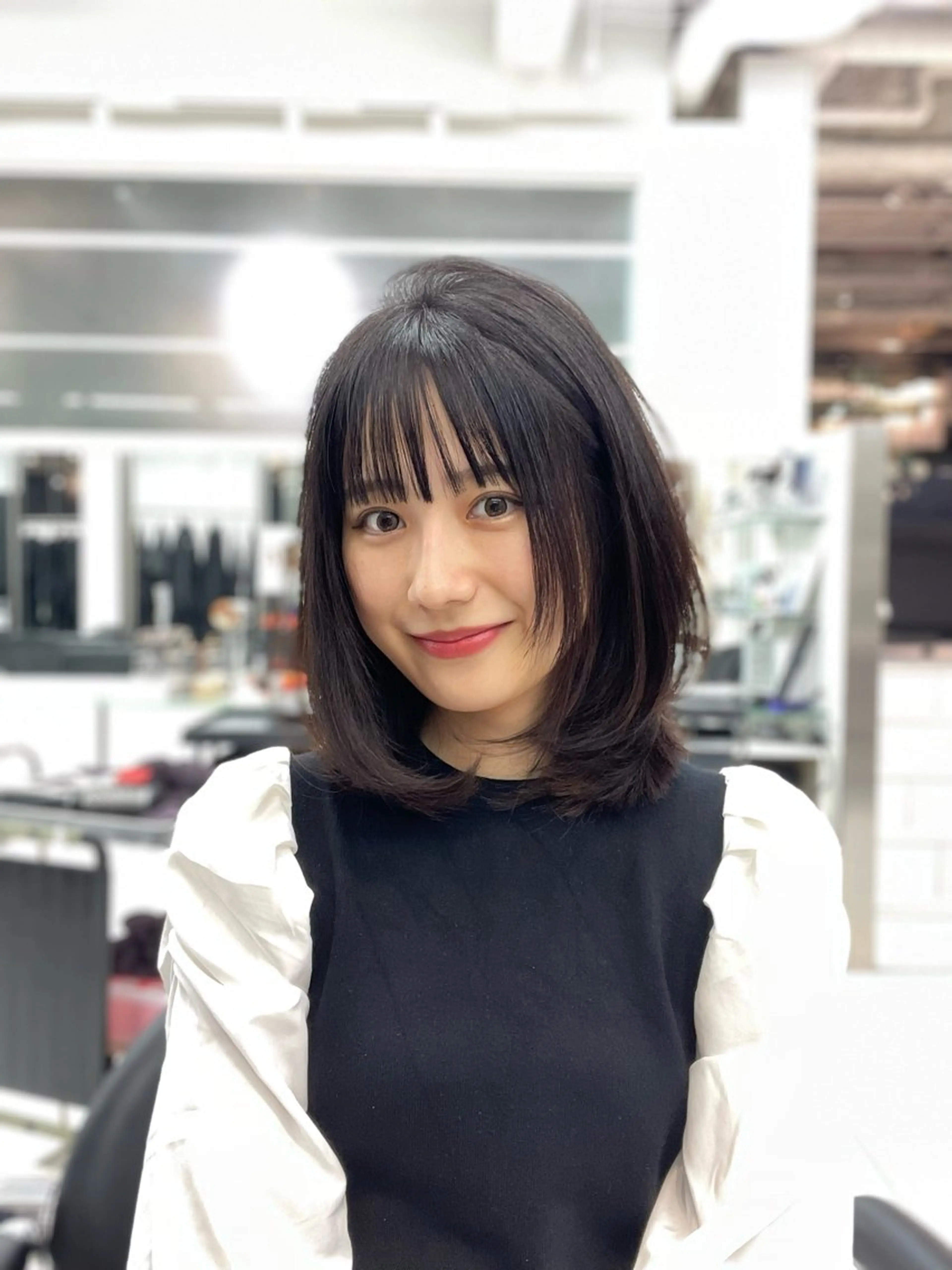 ミディアム カット ヘアカラー トリートメント レイヤーカット/ 堀匠吾のヘアスタイル