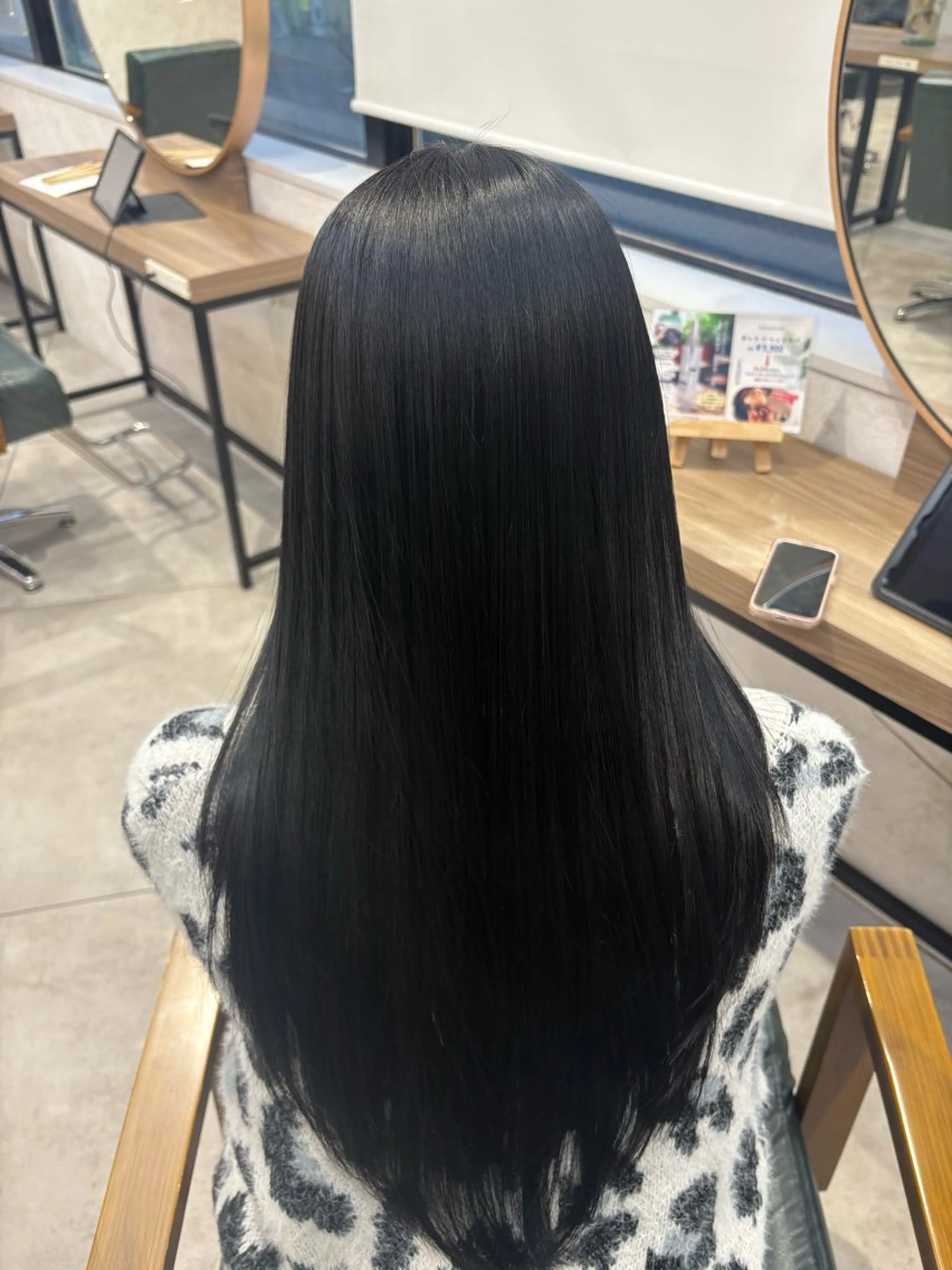 ロング カット ヘアカラー トリートメント 暗髪／透明感カラー ／⭐️hyuga⭐️のヘアスタイル