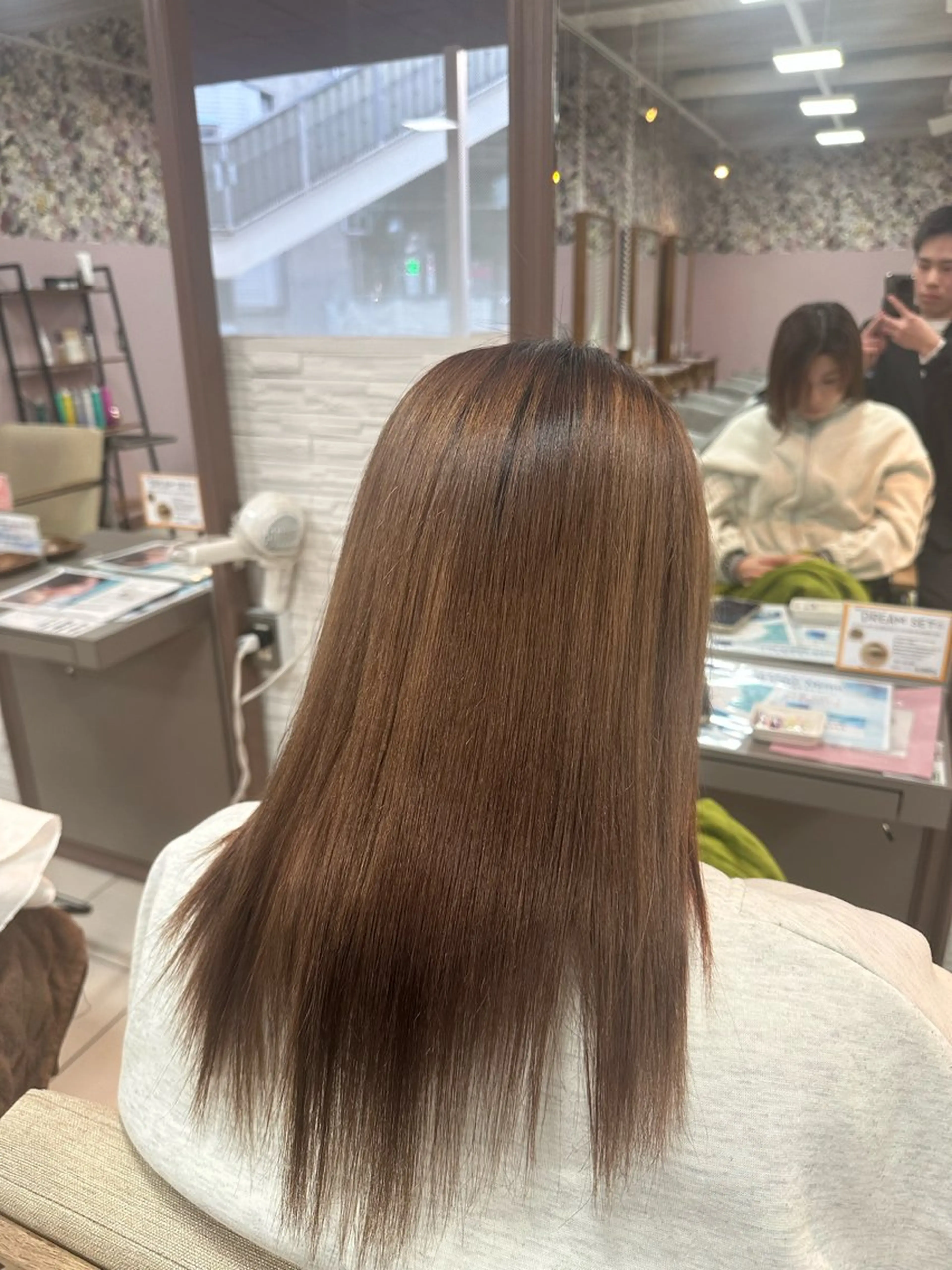 ミディアム 酸性ストレート カット 縮毛矯正 トリートメント 髪質改善/縮毛矯正 /Yushinのヘアスタイル