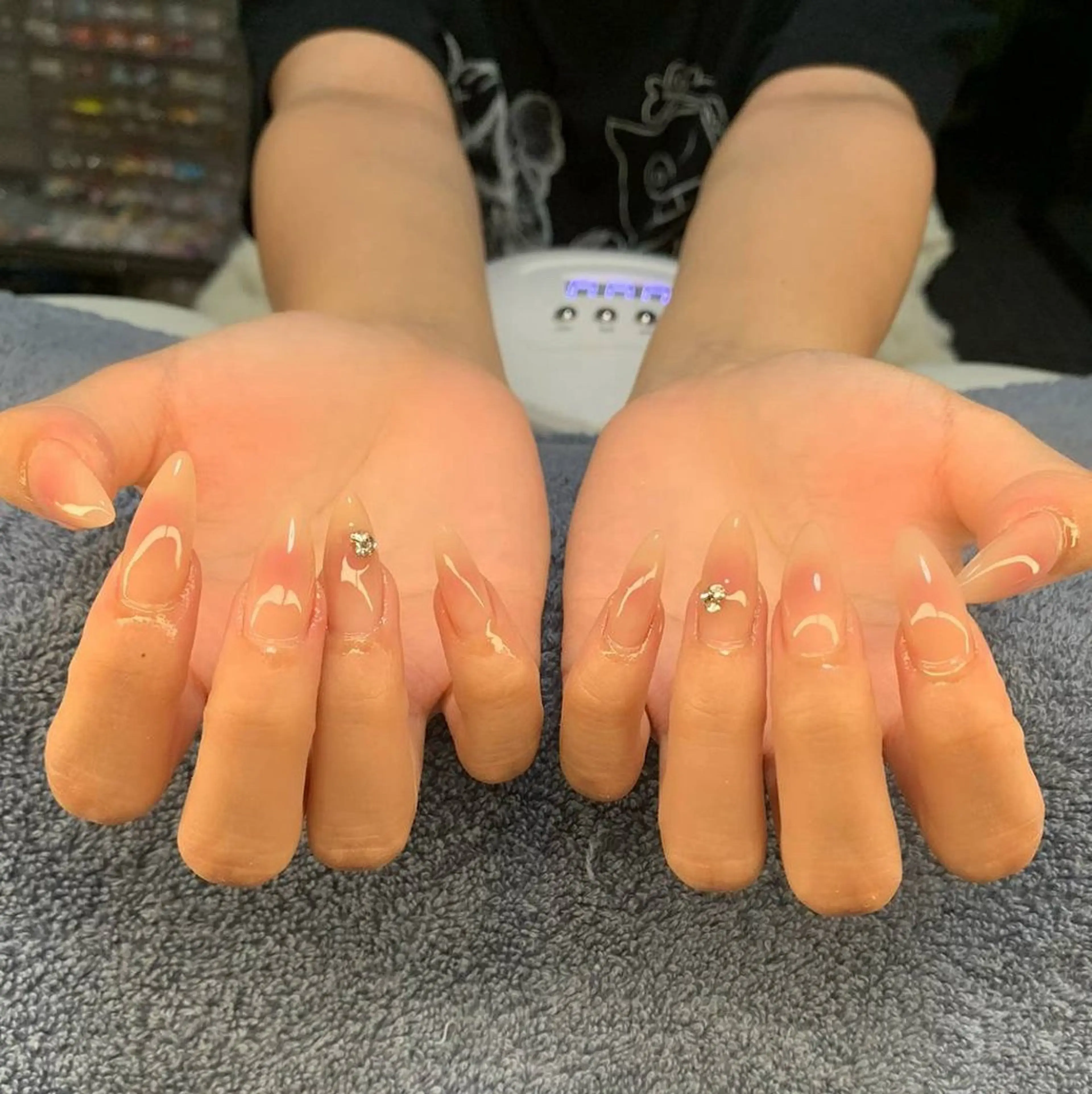 ネイル チークネイル ハンドネイル フットネイル MHR nailのネイルデザイン