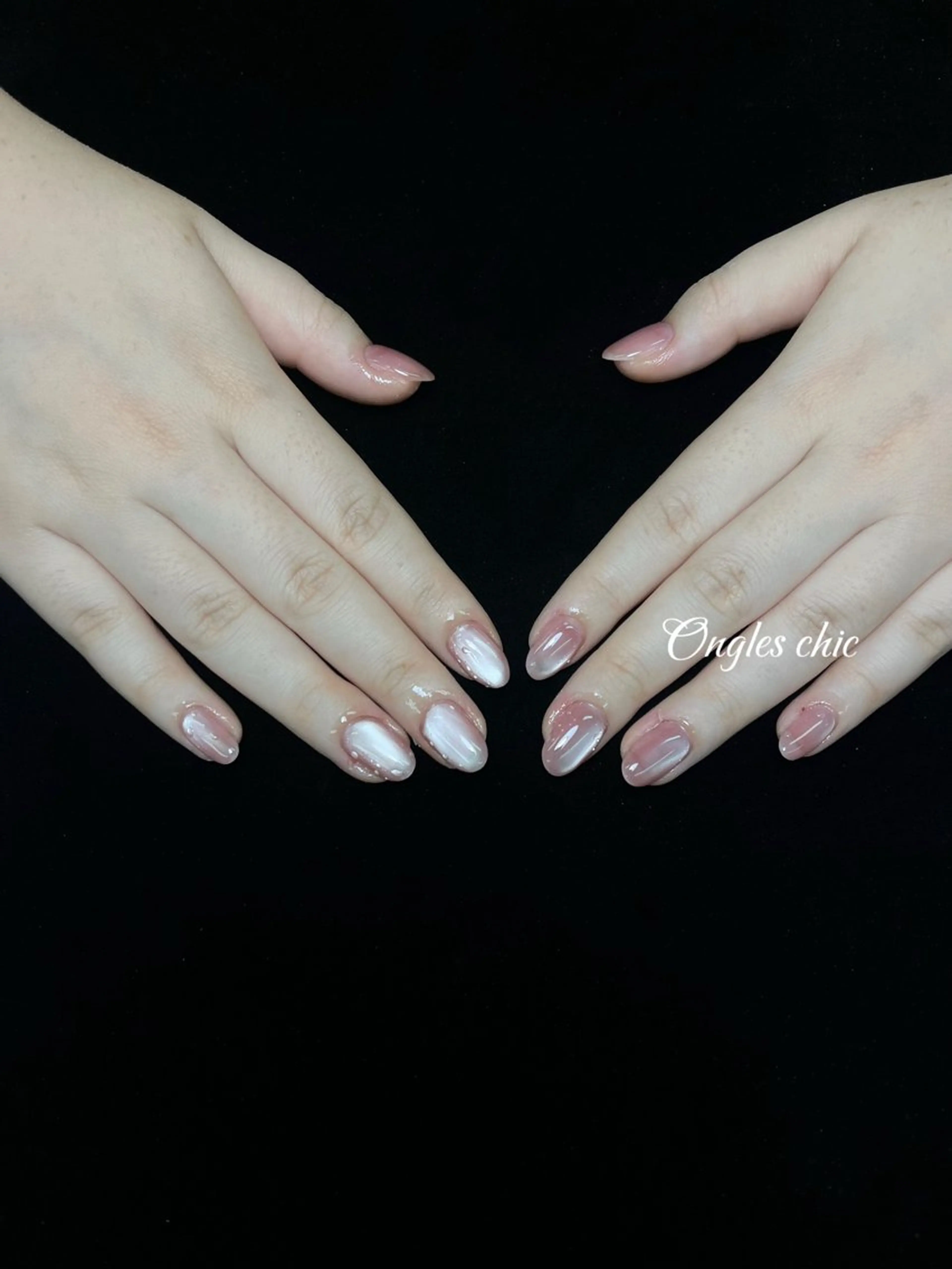 ネイル アートネイル オーロラネイル フレンチネイル ジェルネイル マグネットネイル ハンドネイル ハンドケア ongles chicのネイルデザイン