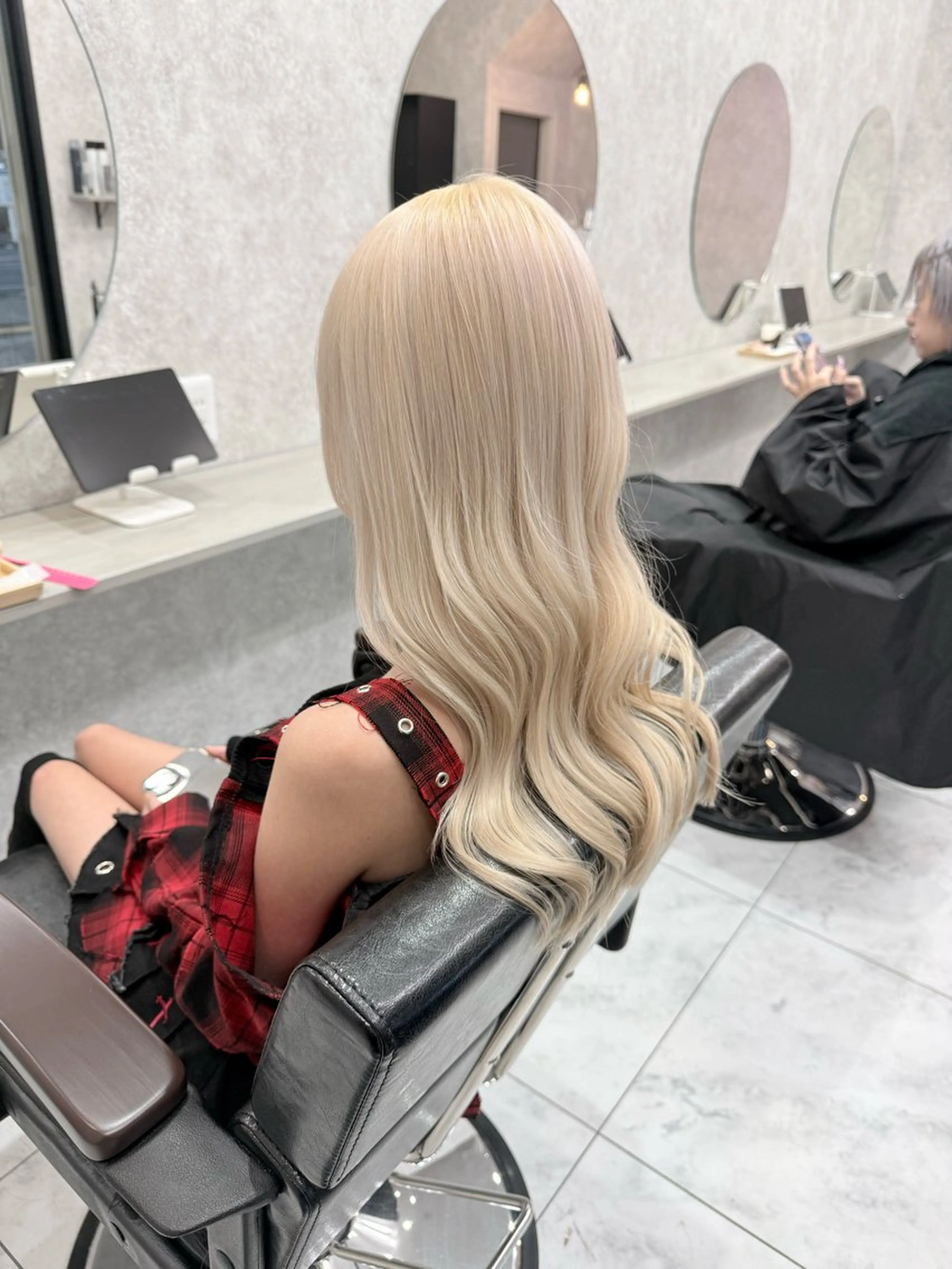 ミディアム カラー 🌺ハイトーン🌺 矢葺 なぎさ🌺🌺のヘアスタイル