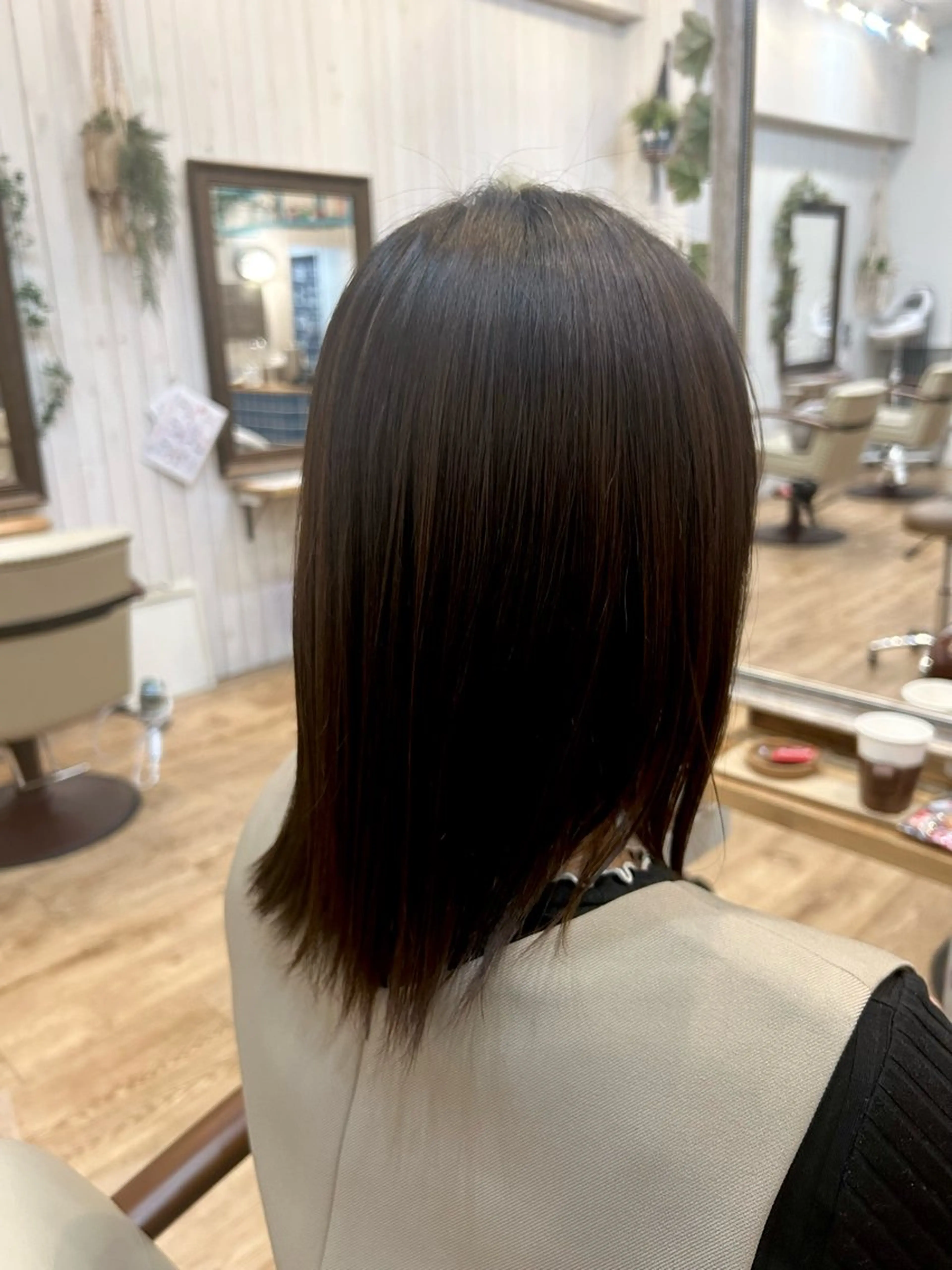 ミディアム 縮毛矯正 プラーチェ橋本所属・🎠オガタアヤネ🎠 plaatje橋本のヘアスタイル