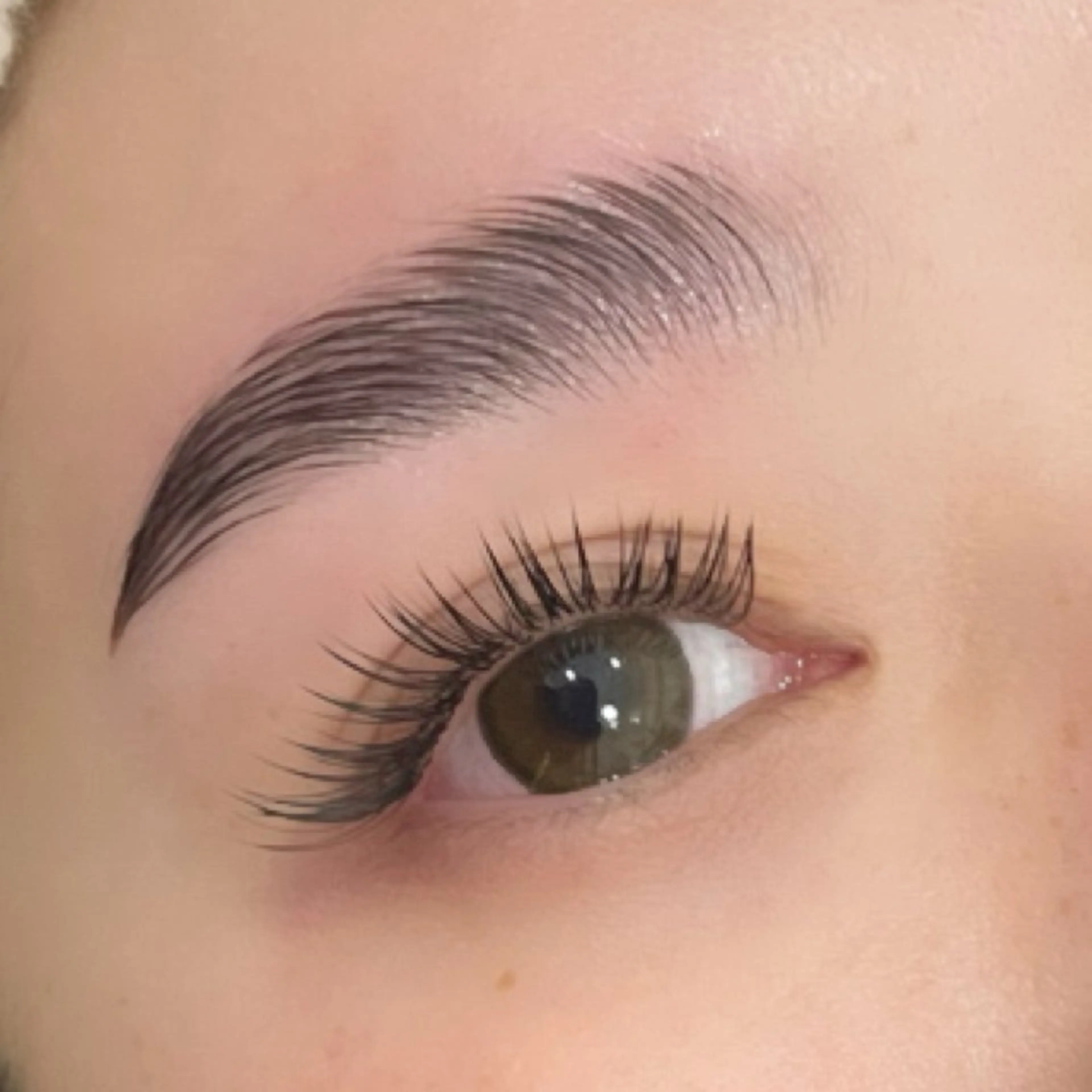 マツエク・マツパ privete salon Mignon【ミニョン】所属・井上 梨花のマツエク・マツパデザイン