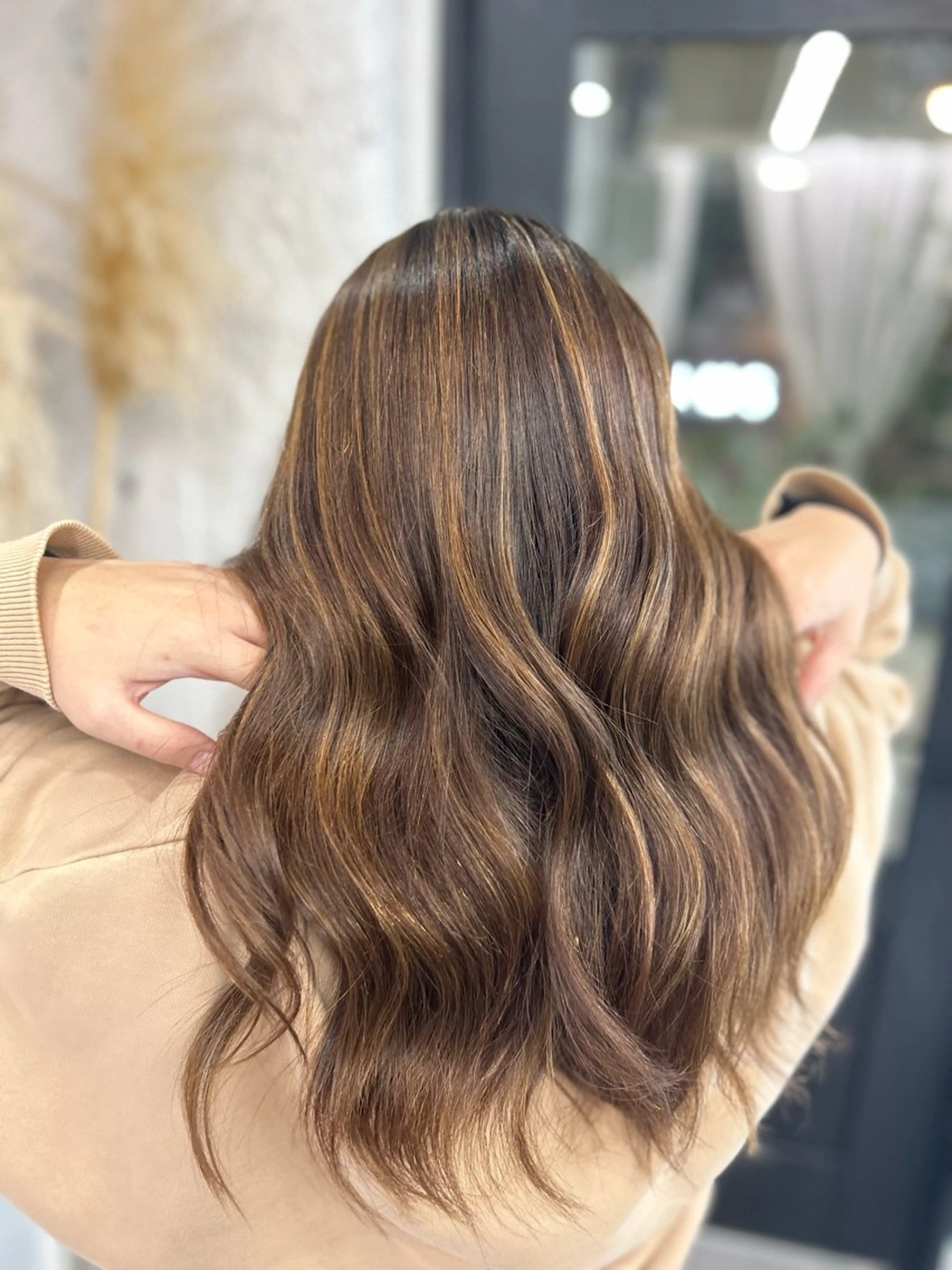 ロング カットカラー🩷 五島桜樫のヘアスタイル