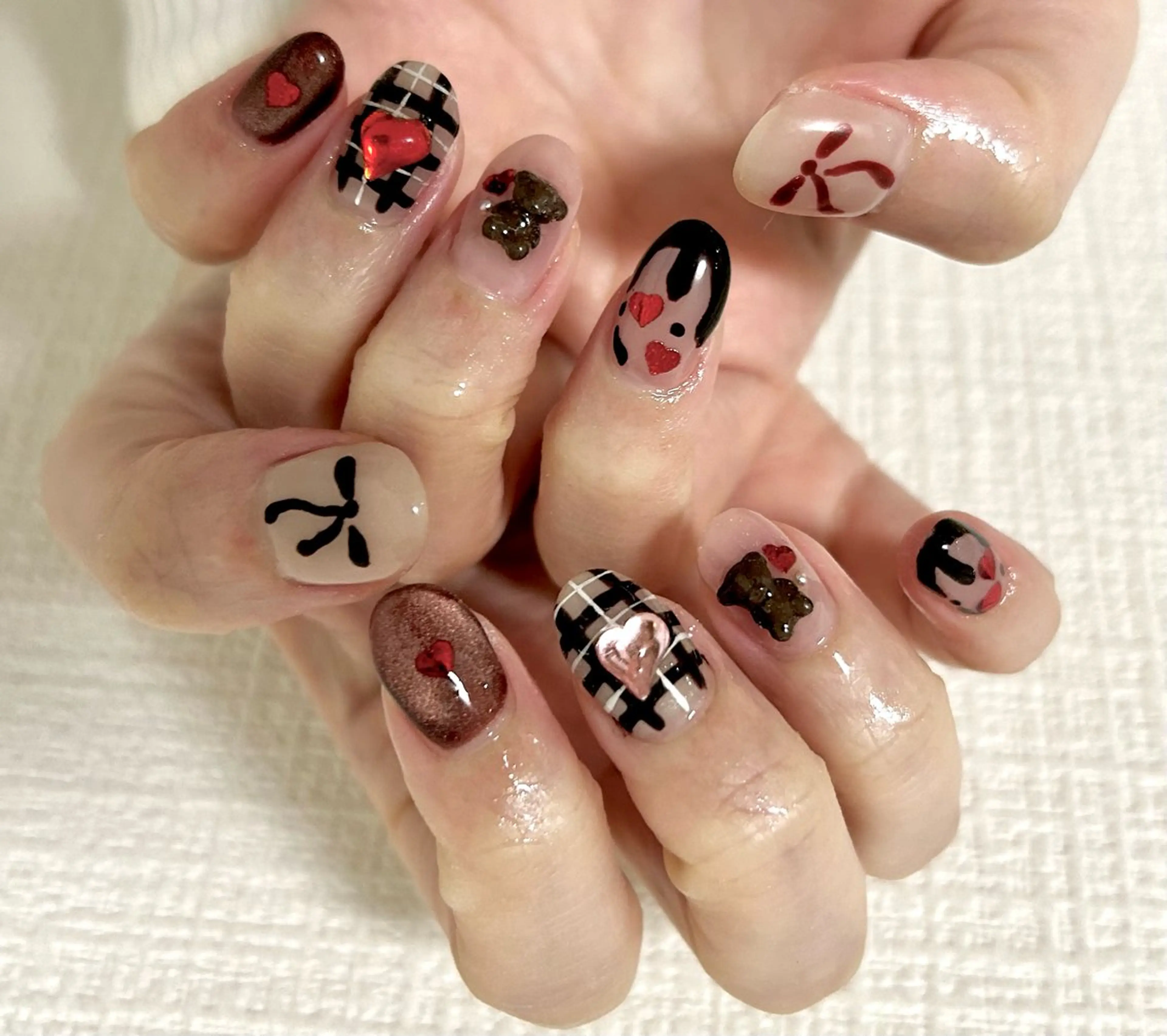 ネイル ハンドネイル ArcoIris所属・Arco Iris 告瑠莉のネイルデザイン