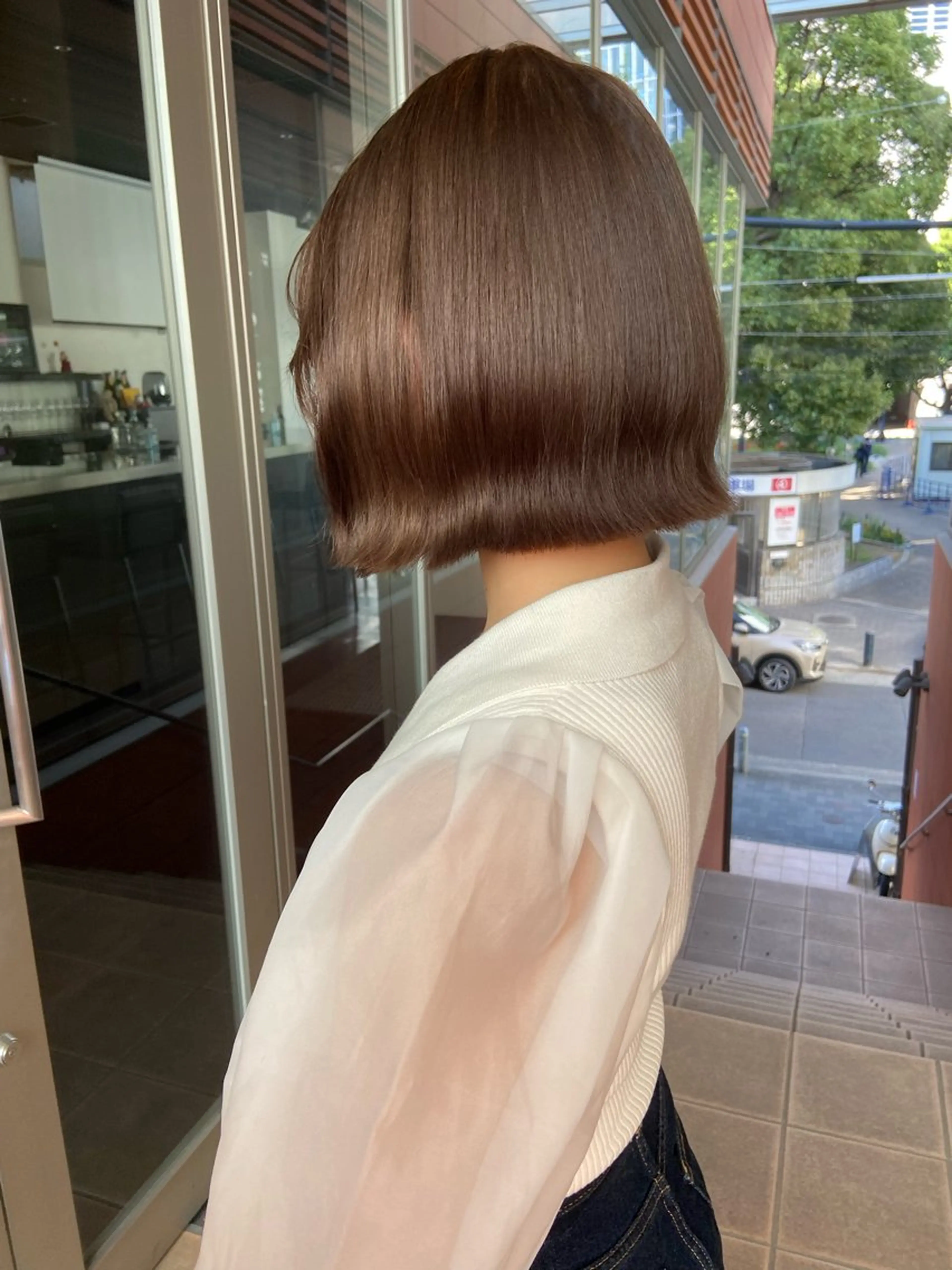 ショート カラー ベージュカラー ブラウンカラー ブラウンベージュ ブリーチ/髪質改善/ ハイトーン/暖色のヘアスタイル