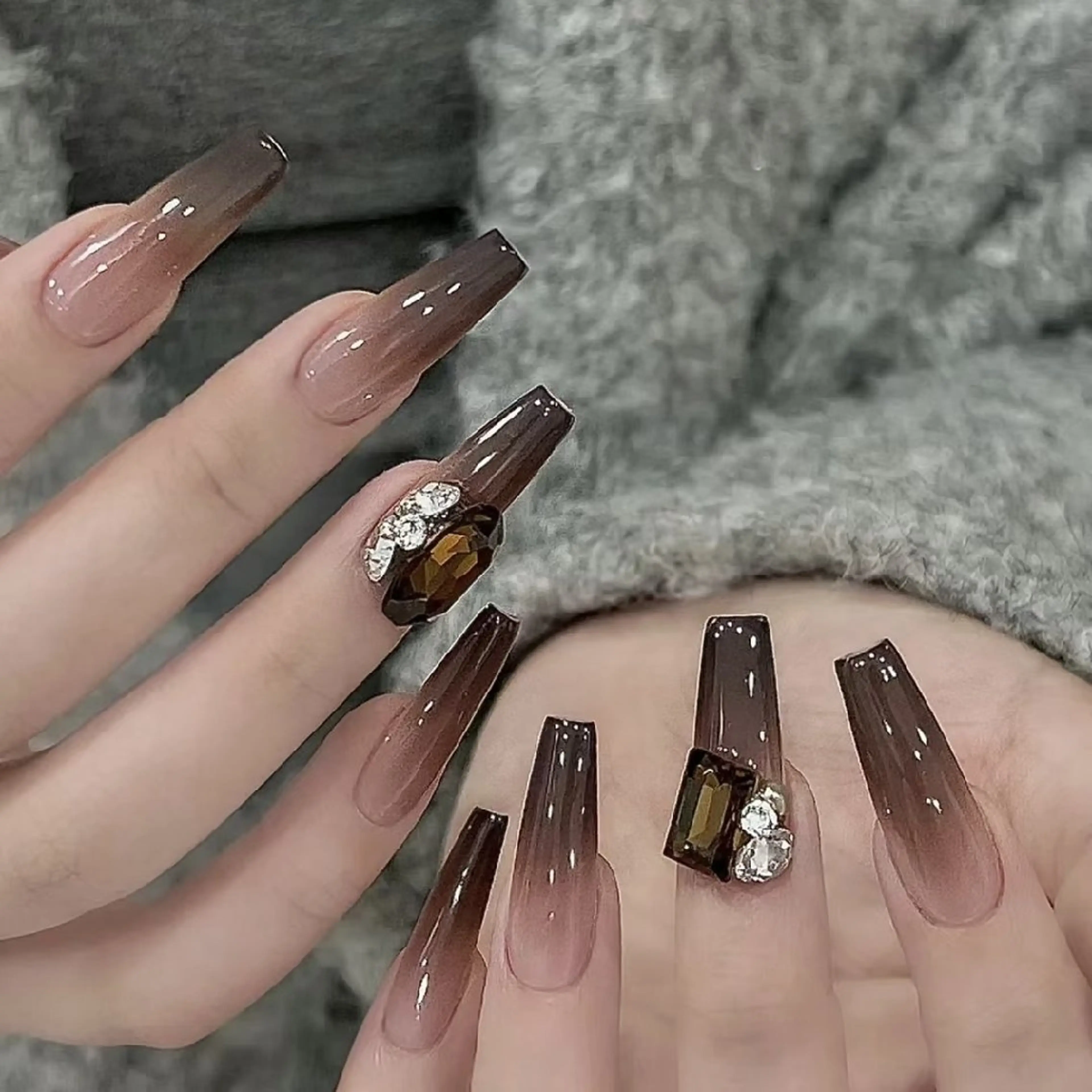 ネイル 鈴木 彩星のネイルデザイン