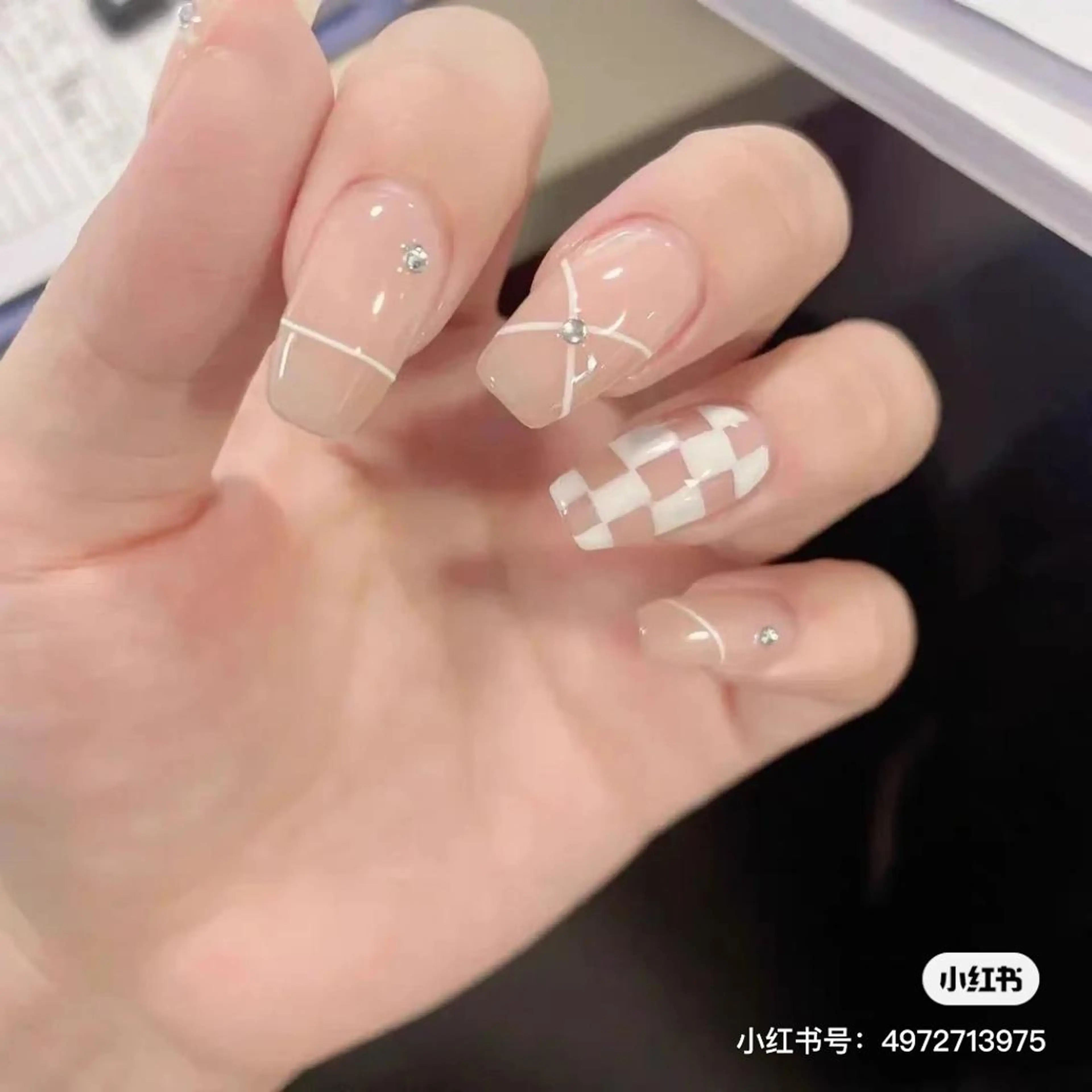 ネイル Hana  NAIL所属・新宿YISInail スカルプ専門店のネイルデザイン