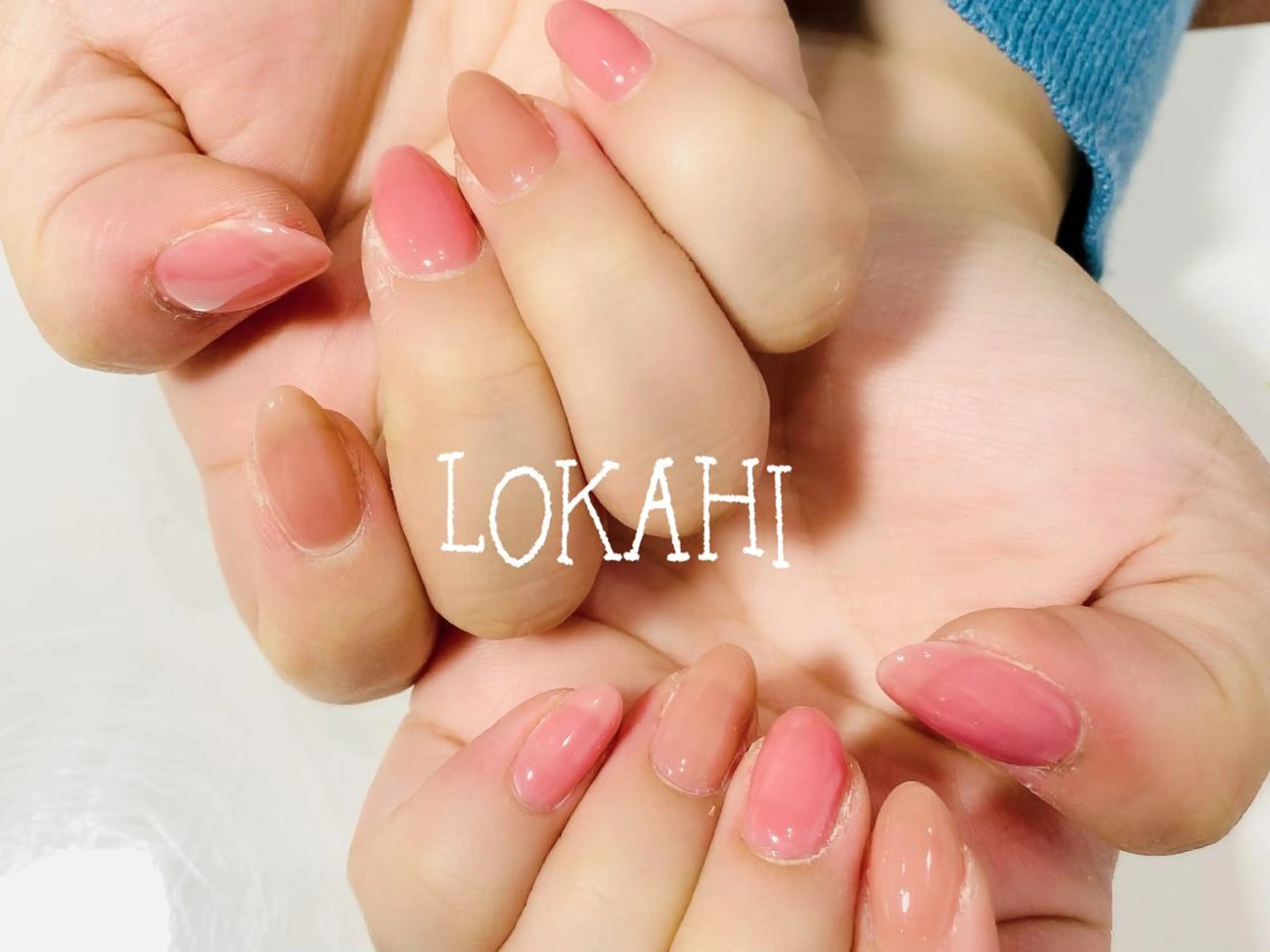 ネイル アートネイル ブルー フラワーネイル ジェルネイル ハート 13日3980円‼️ マグもデザインも◎のネイルデザイン