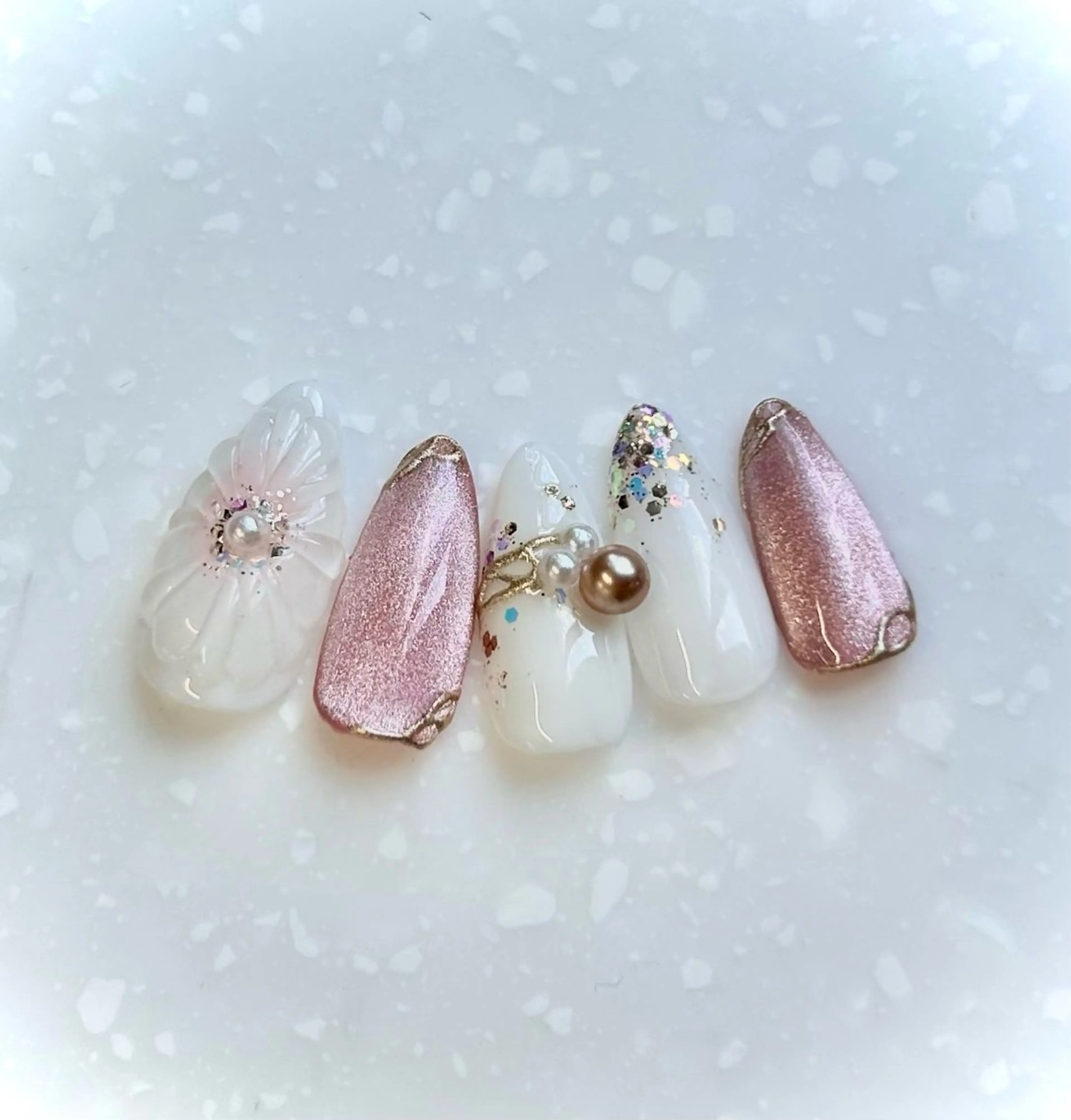 ネイル フラワーネイル マグネットネイル ピンク ぷっくりネイル 春ネイル Rich to安城店所属・二階堂 晴菜のネイルデザイン