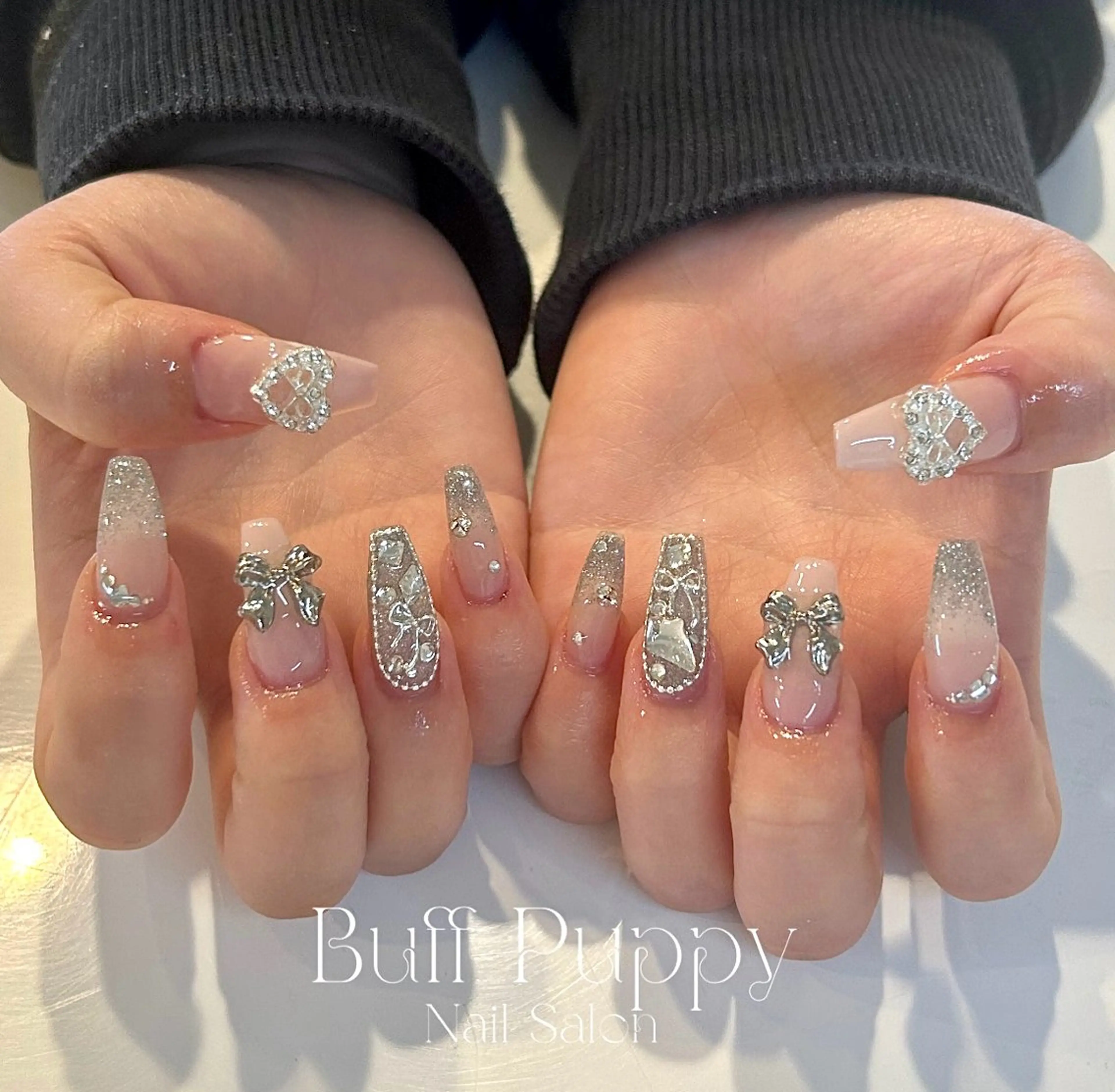ネイル Buff Puppy所属・Sae BuffPuppyのネイルデザイン