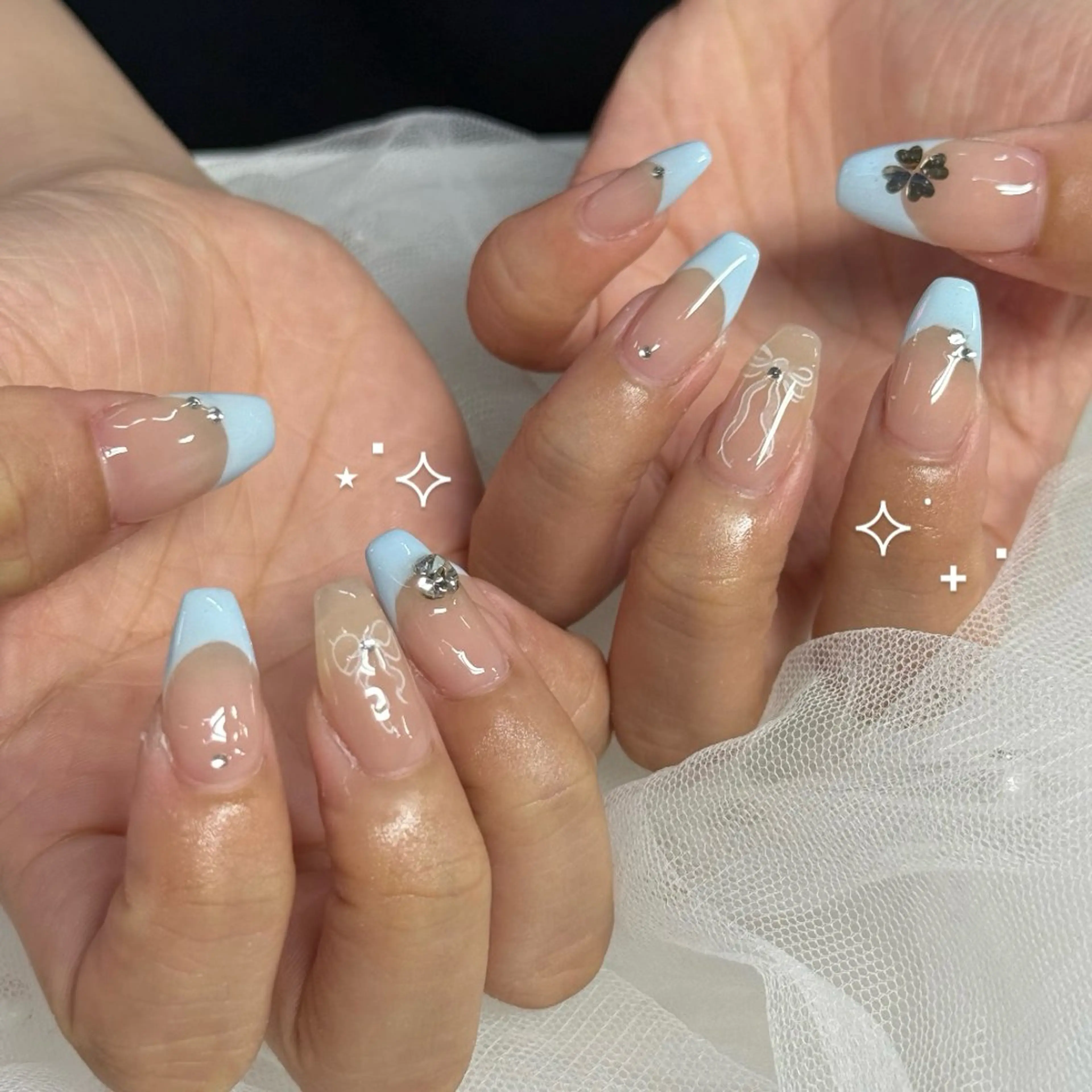 ネイル 水色 ハンドネイル WOLTOKYO渋谷 yunaのネイルデザイン