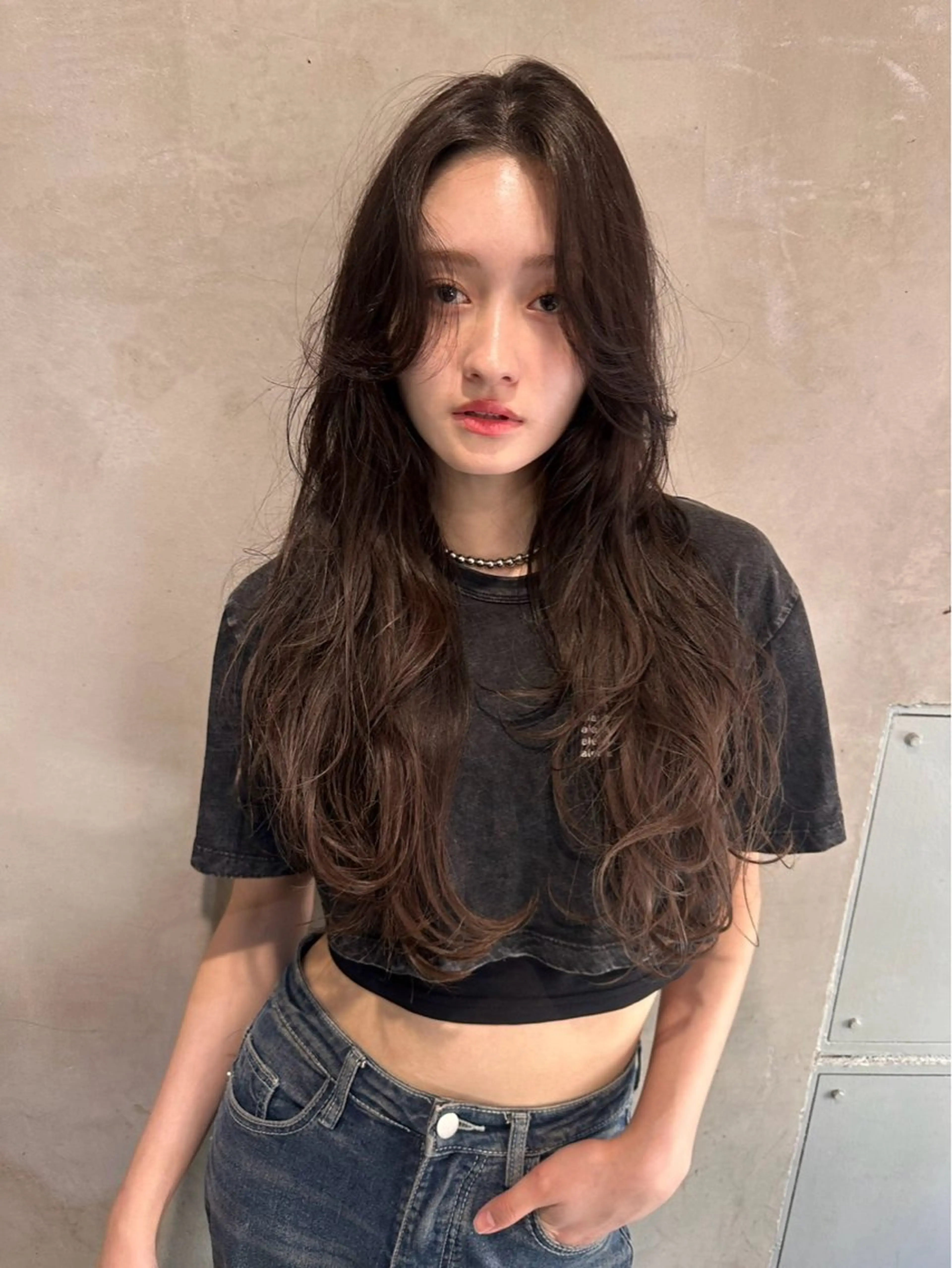 ロング ヘアカラー トリートメント ヘアセット 透明感カラー💙 髪質改善✨タイガ✨のヘアスタイル