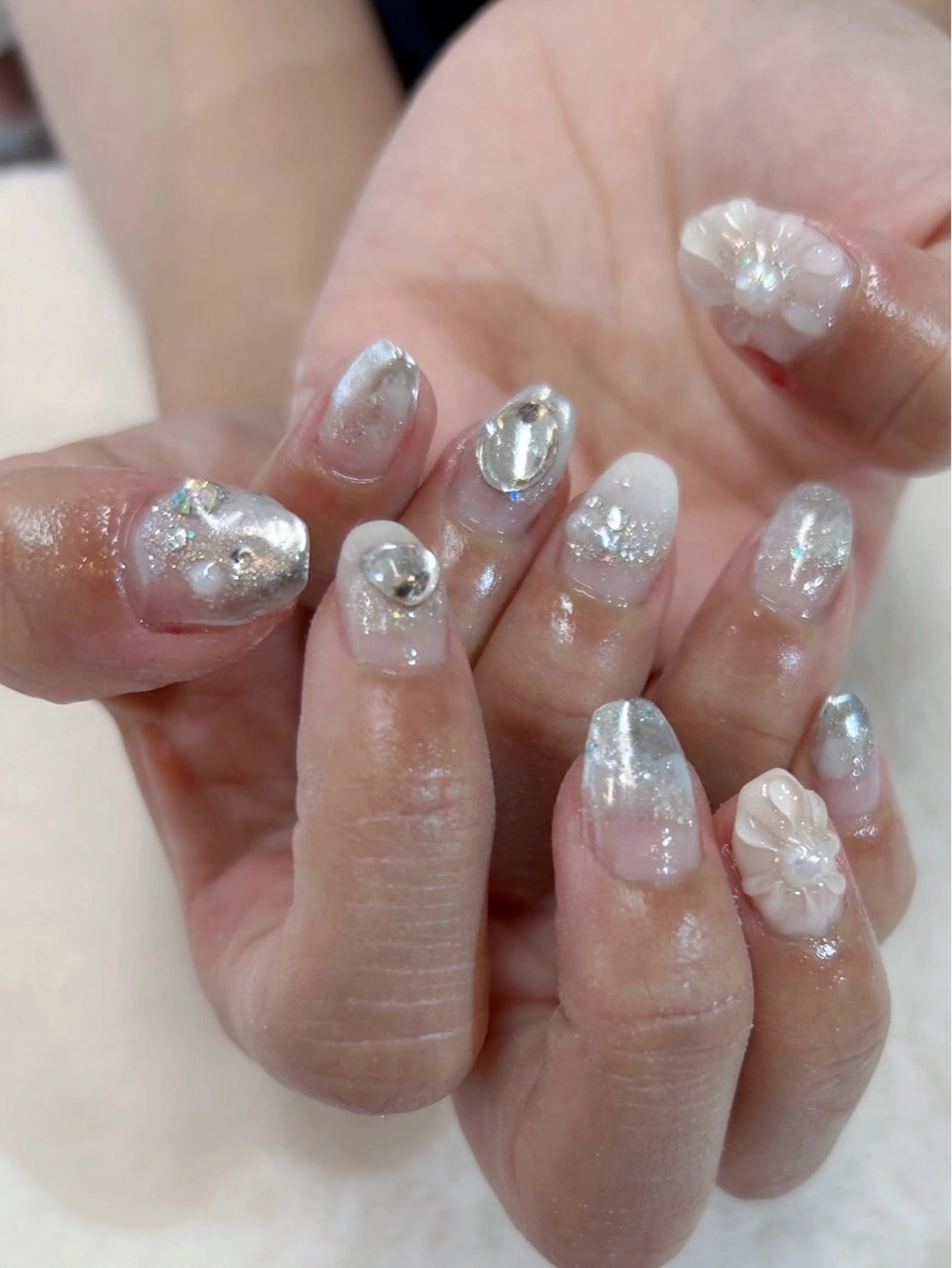 ネイル アートネイル キラキラネイル ネイルチップ ワンホンネイル ハンドネイル ハンドケア 心斎橋Salon Epokkuのネイルデザイン