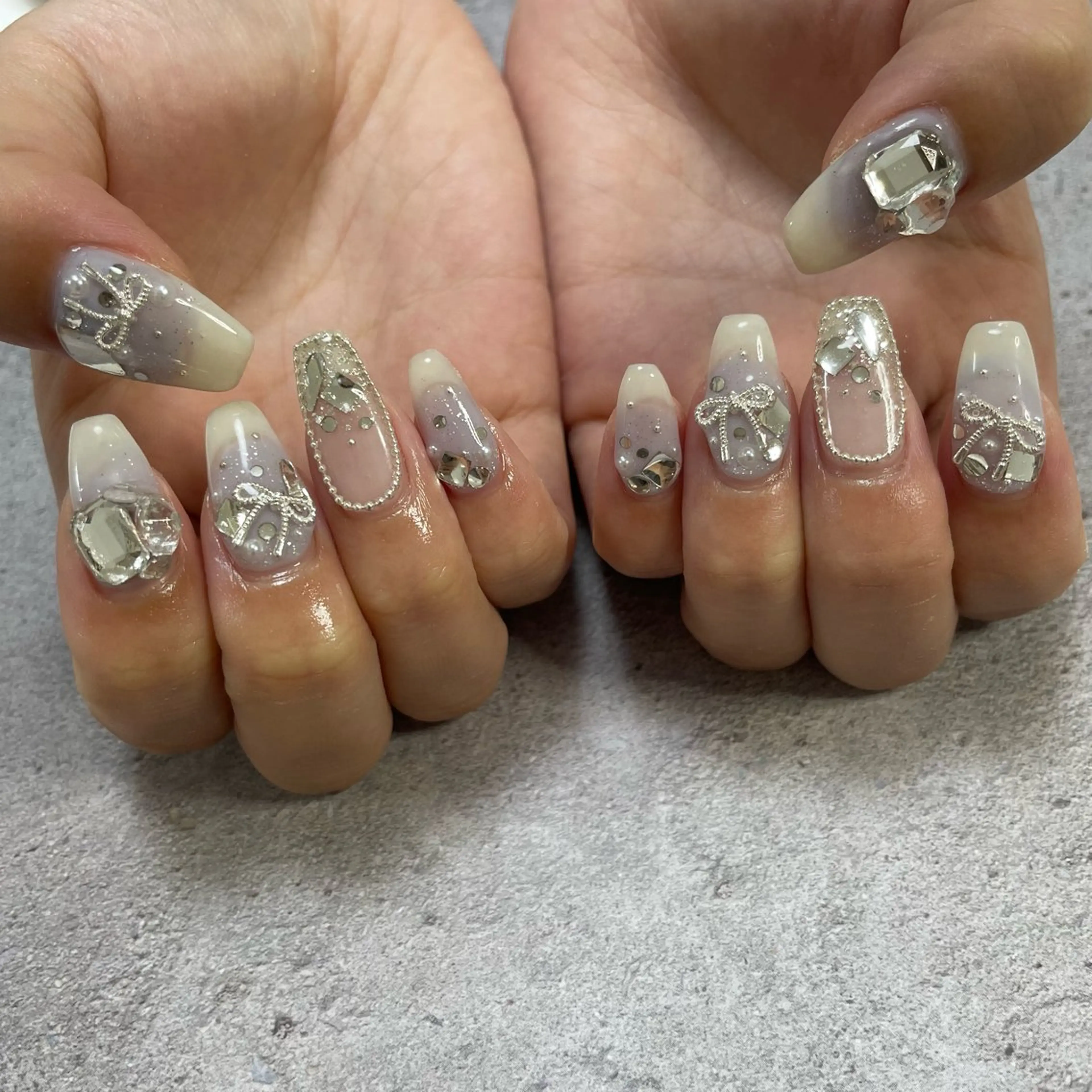 ネイル ワンホンネイル ハンドネイル nail salon  Kvell所属・nailsalon Kvellのネイルデザイン