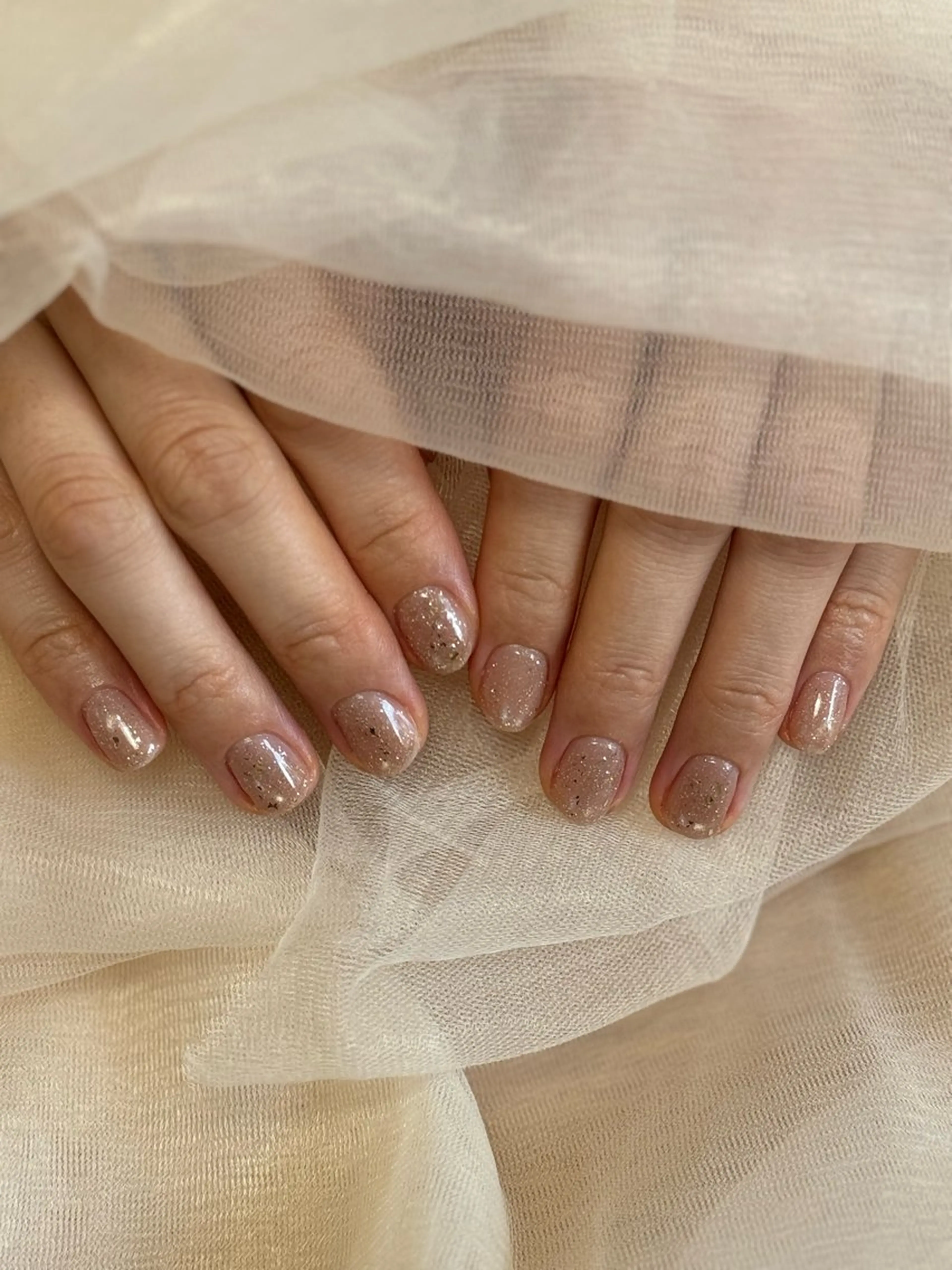 ネイル ラメ(グリッター) マグネットネイル ピンク ピンクベージュ 夏ネイル ハンドネイル via nailのネイルデザイン