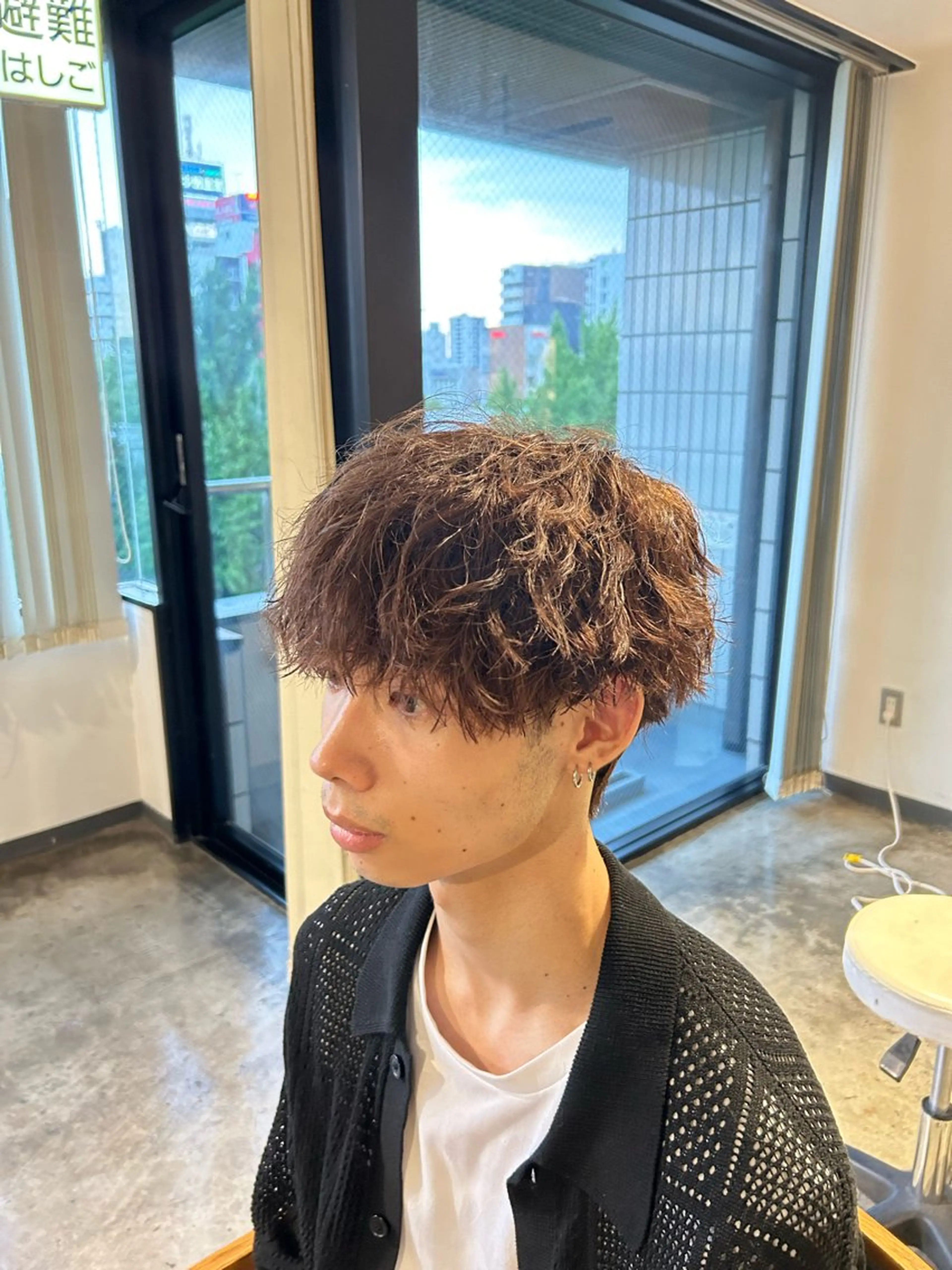 ショート パーマ メンズ センターパート ダウンパーマ カルマパーマ メンズ韓国風 マッシュ カット パーマ become men's hair 名駅店所属・名駅/フェザーパーマ 韓国ヘア/森岡のヘアスタイル