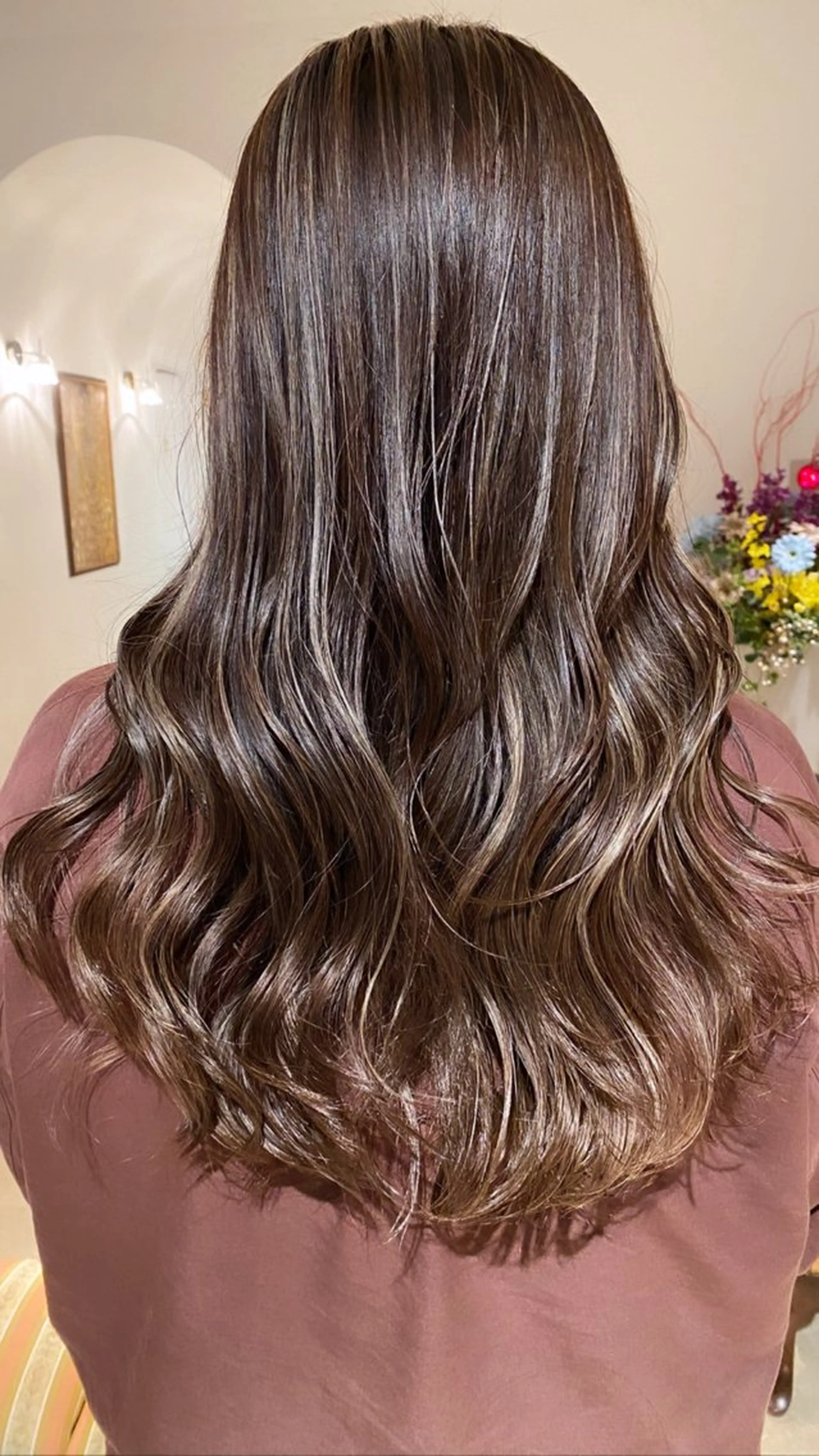 ロング カラー カラースペシャリスト ・齊藤 羽瑠輝のヘアスタイル