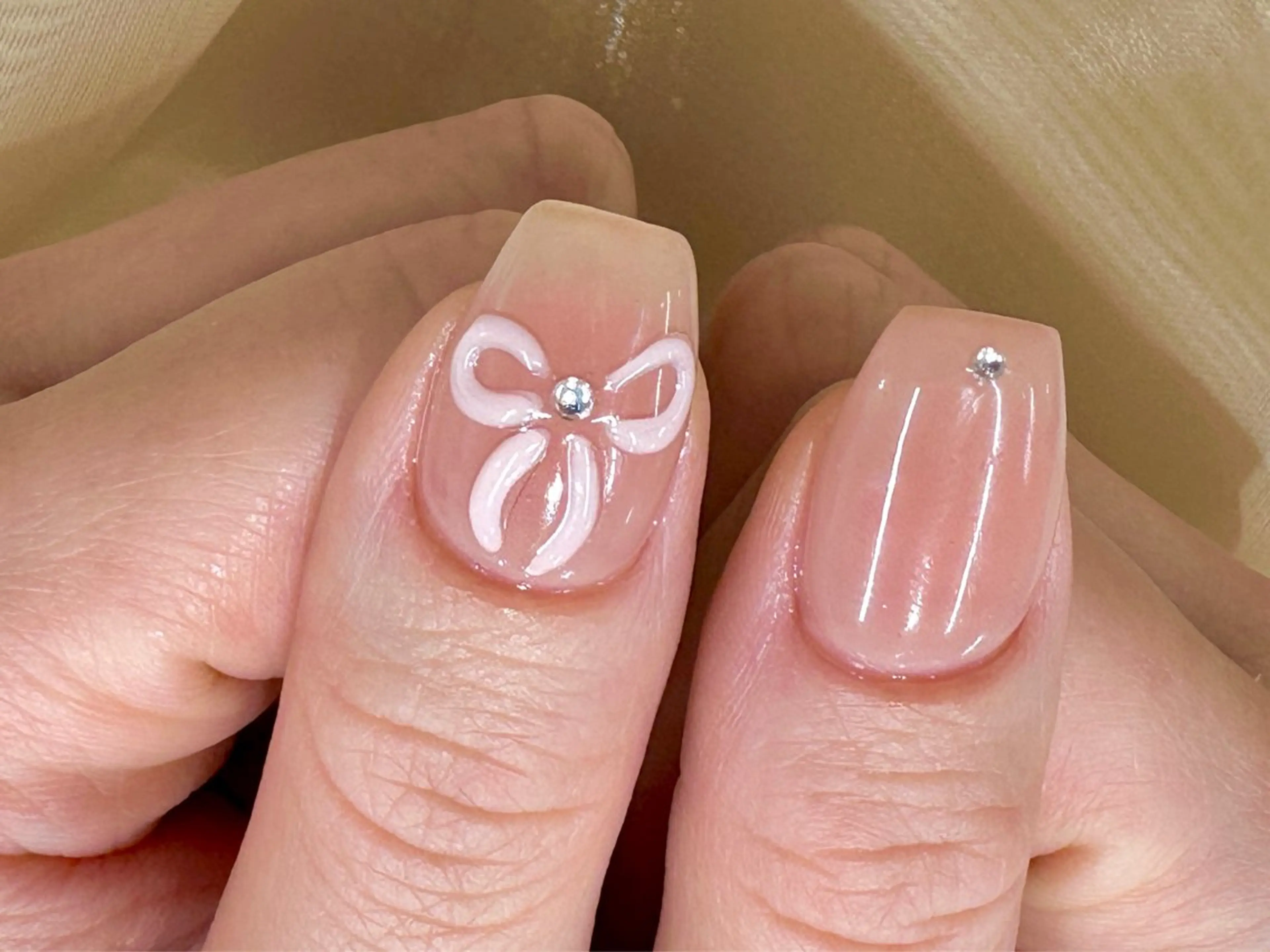 ネイル ワンホンネイル LE REVE Emiのネイルデザイン