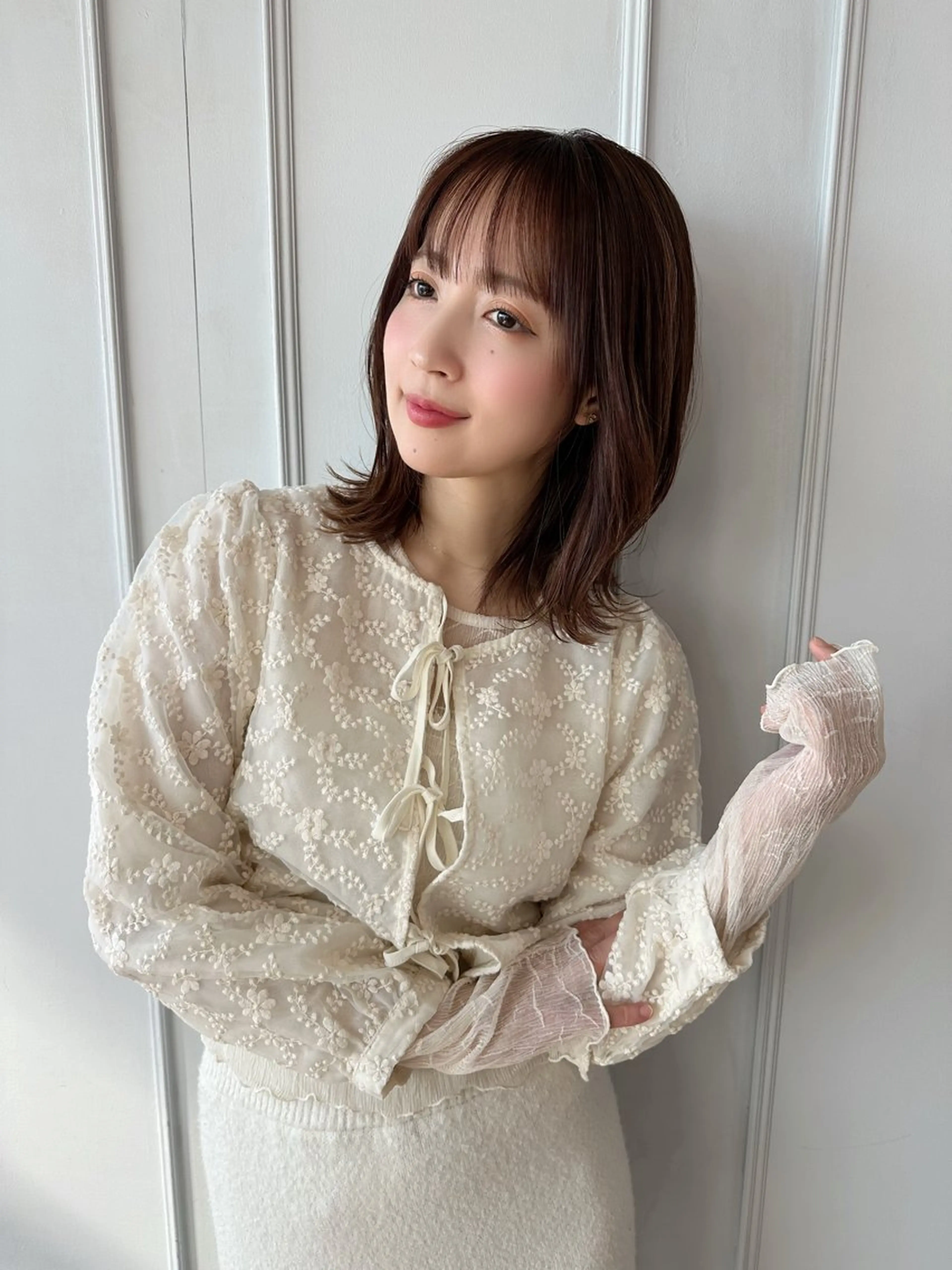 ミディアム 鎌倉 彩のヘアスタイル