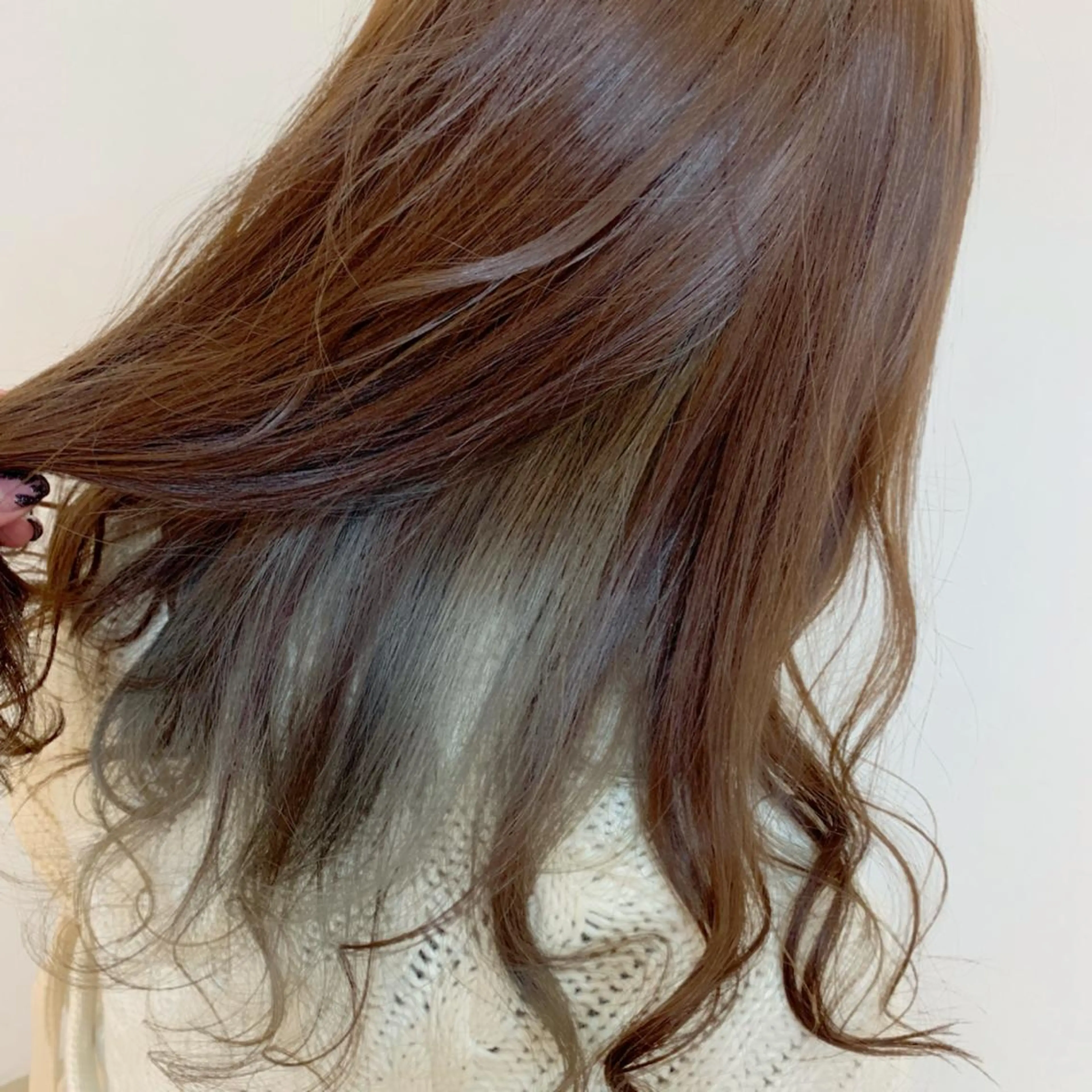 ロング カラー グレージュ インナーカラー 🫧ウルフカット/ 畑中結衣🫧のヘアスタイル