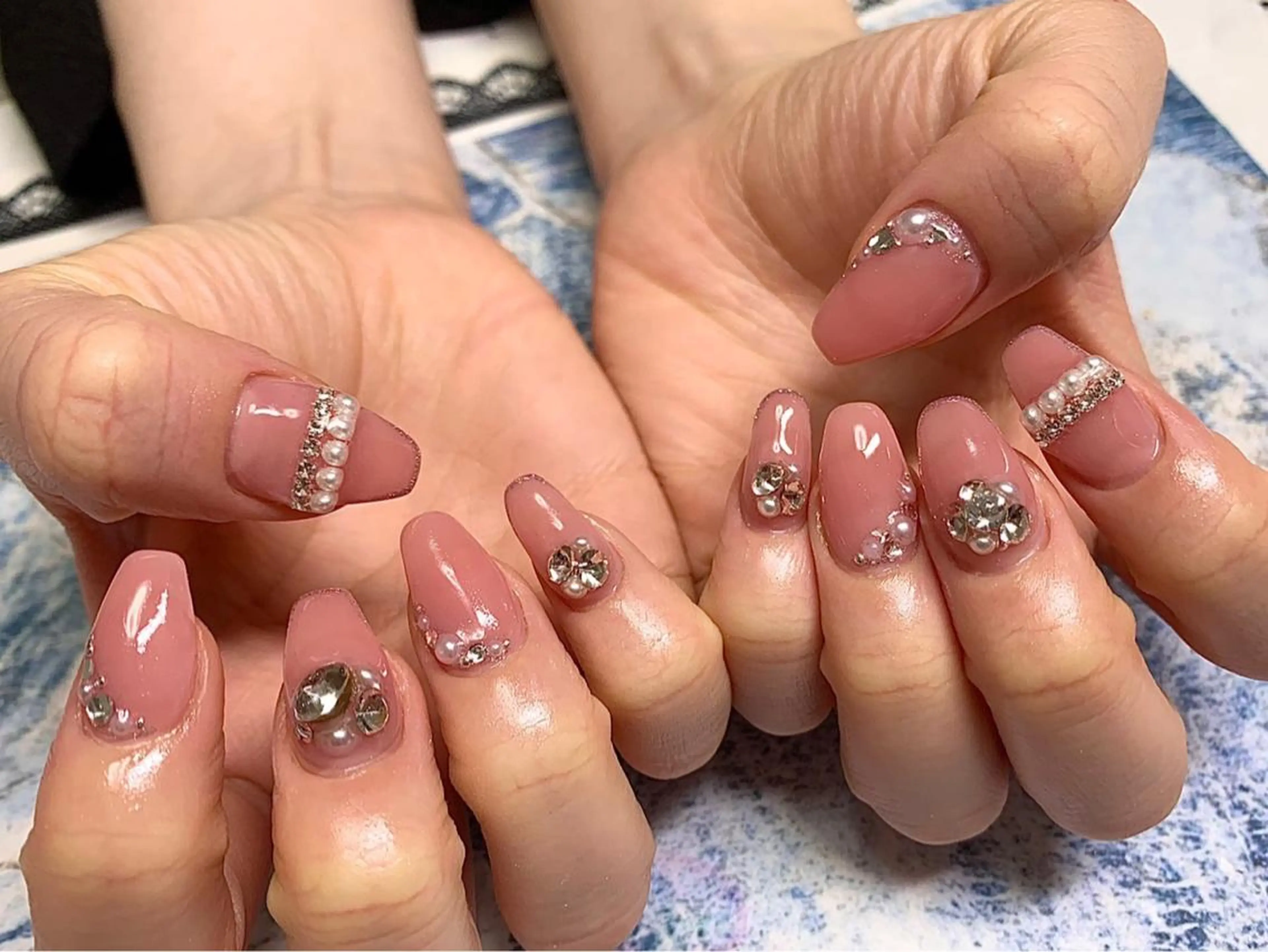 ネイル NAIL SALON GLOWのネイルデザイン