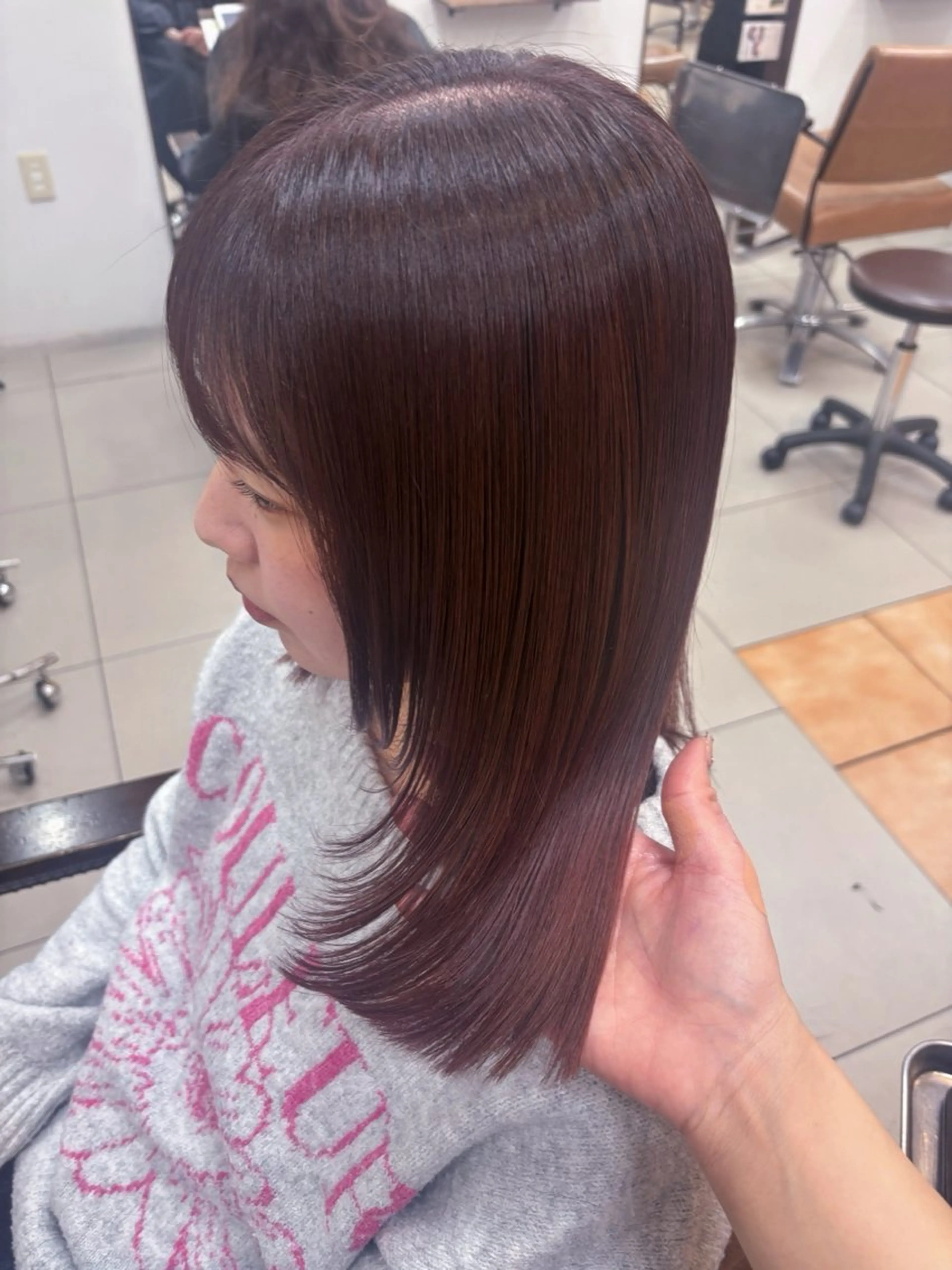 ミディアム カラー レイヤーカット ヘアカラー 頭皮×髪質改善 透明感カラー💎中村のヘアスタイル