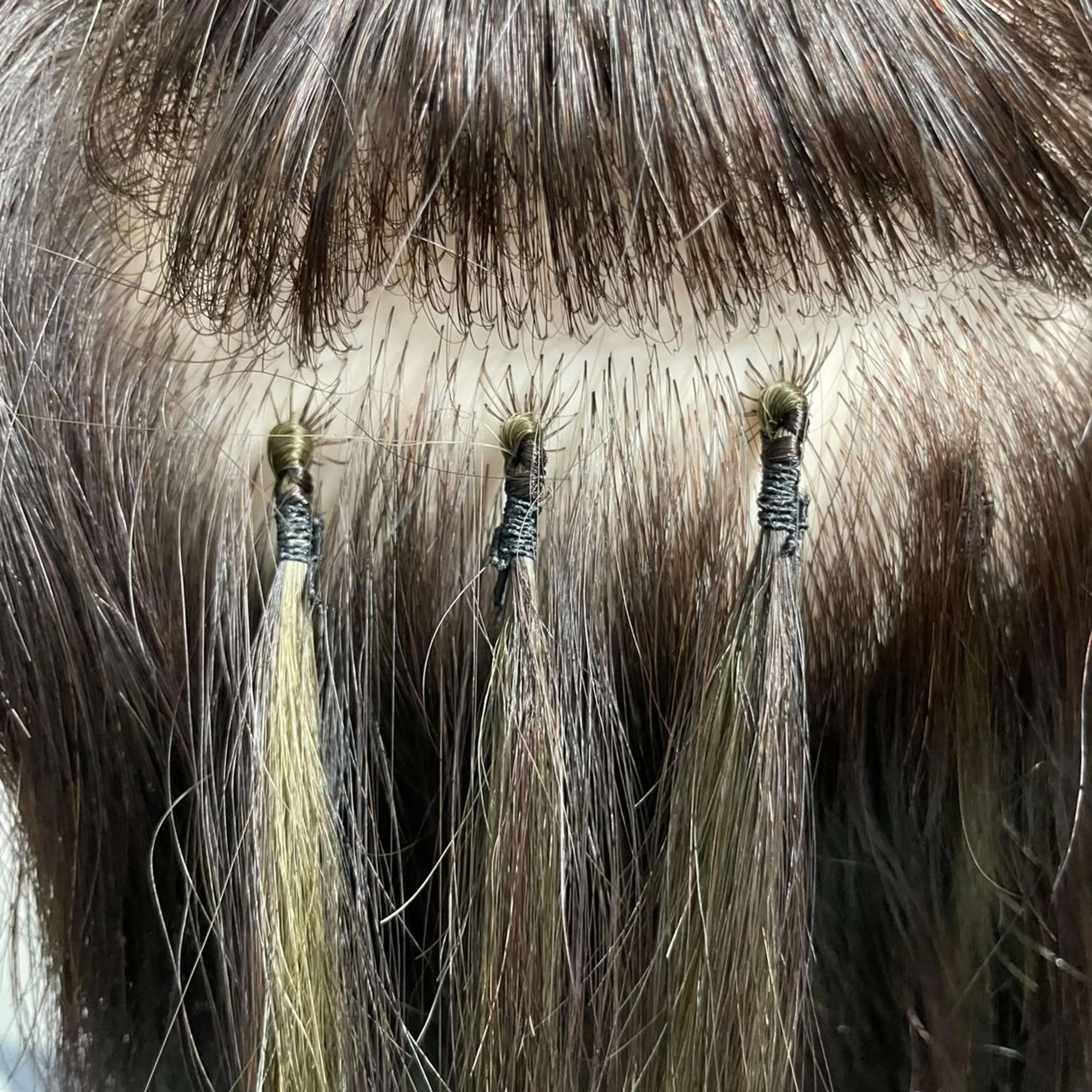 ロング シールエクステ 編み込み YURIEのヘアスタイル