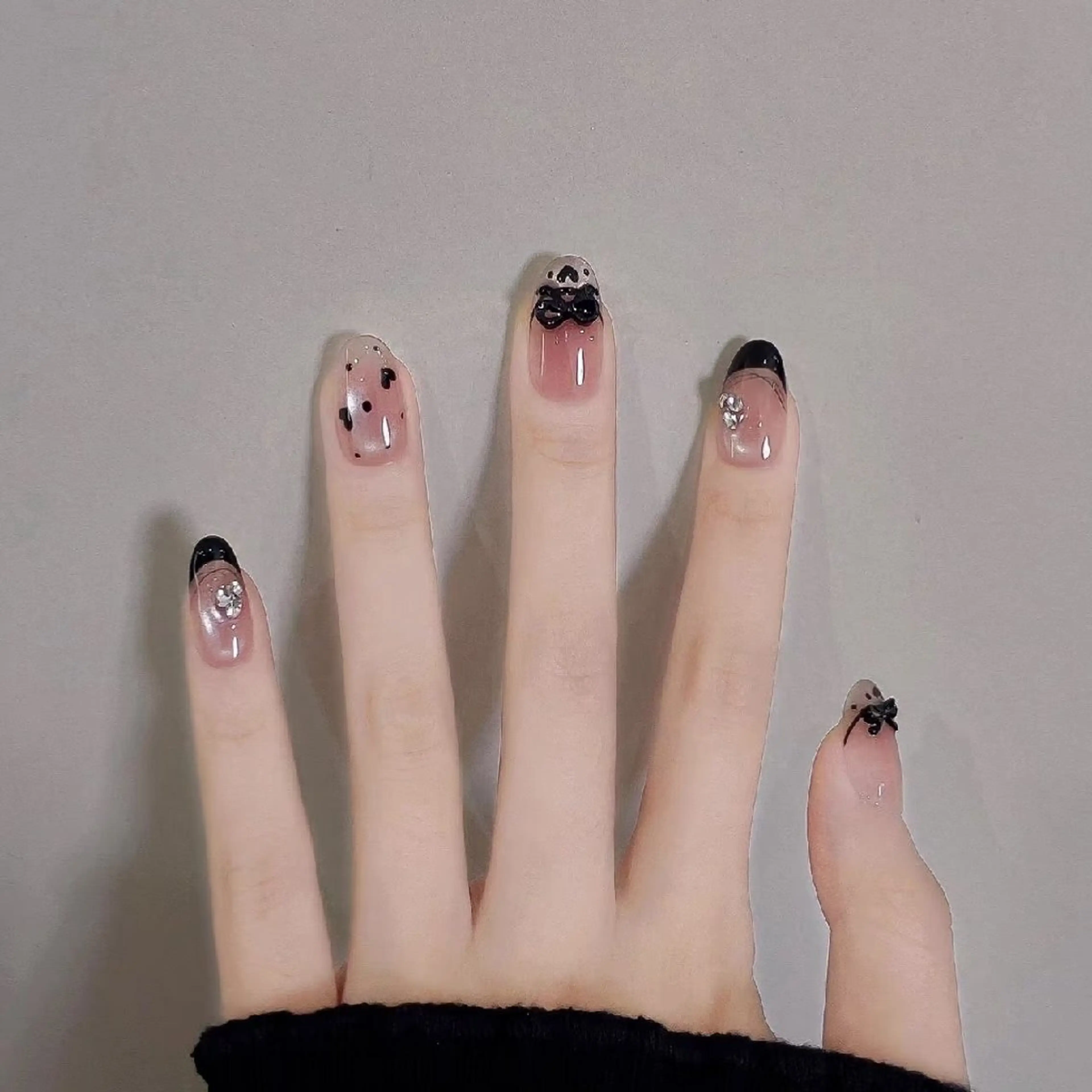 ネイル 鈴木 彩星のネイルデザイン