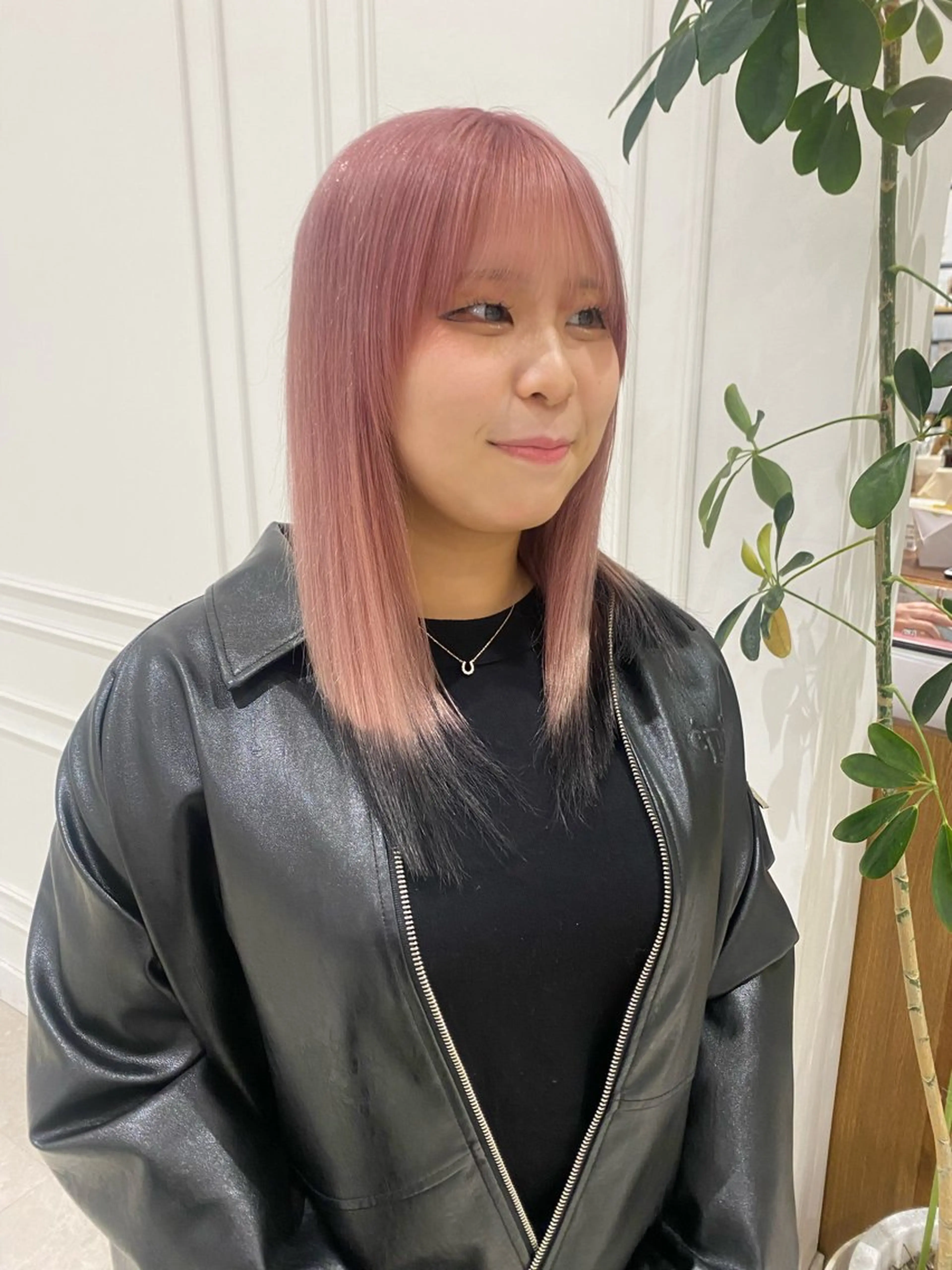 カラー ブリーチ 透明感カラー 藤村 雄大のヘアスタイル