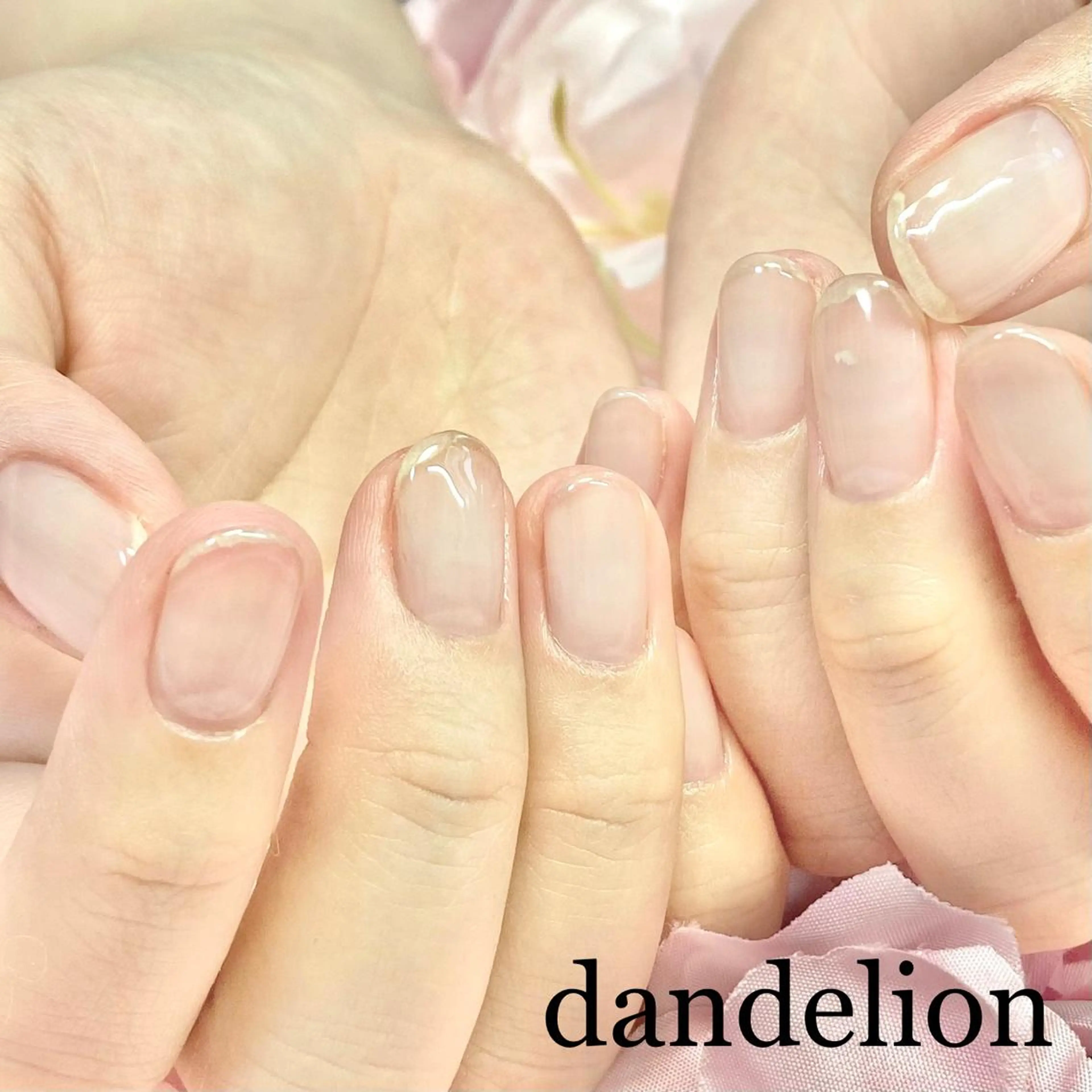 ネイル ハンドネイル ハンドケア dandelion ダンデライオンのネイルデザイン