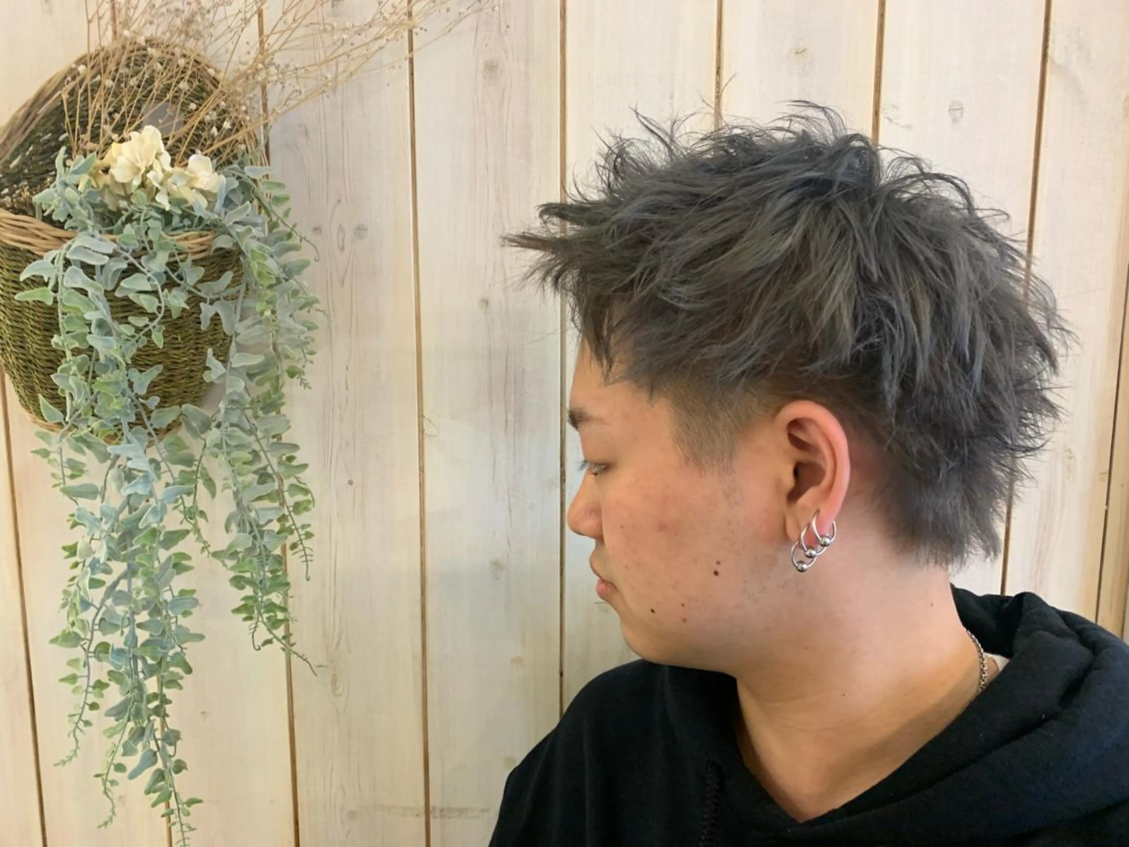 ショート カラー パーマ メンズ 増渕 駿介のヘアスタイル