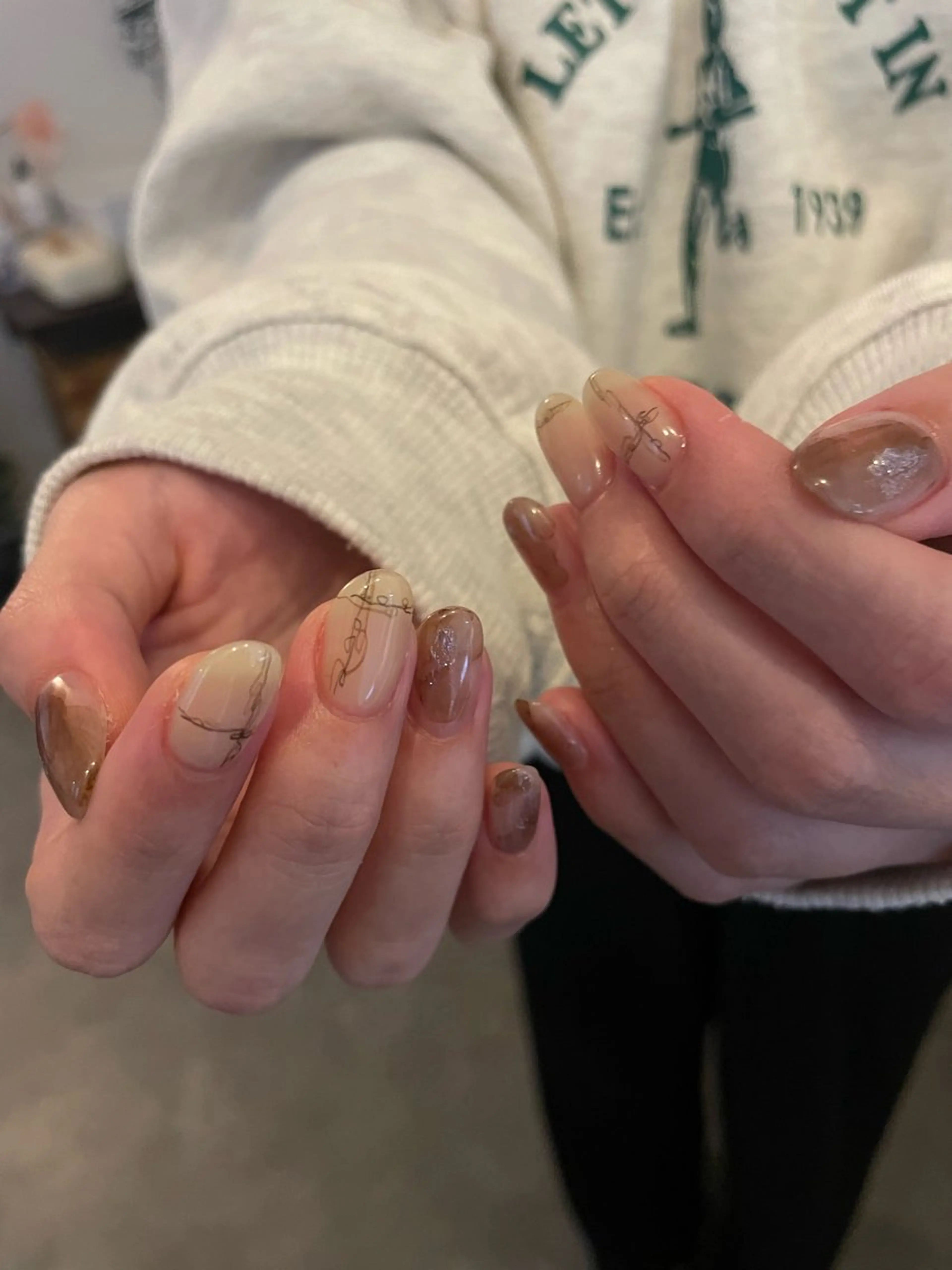 ネイル ハンドネイル roof nailのネイルデザイン