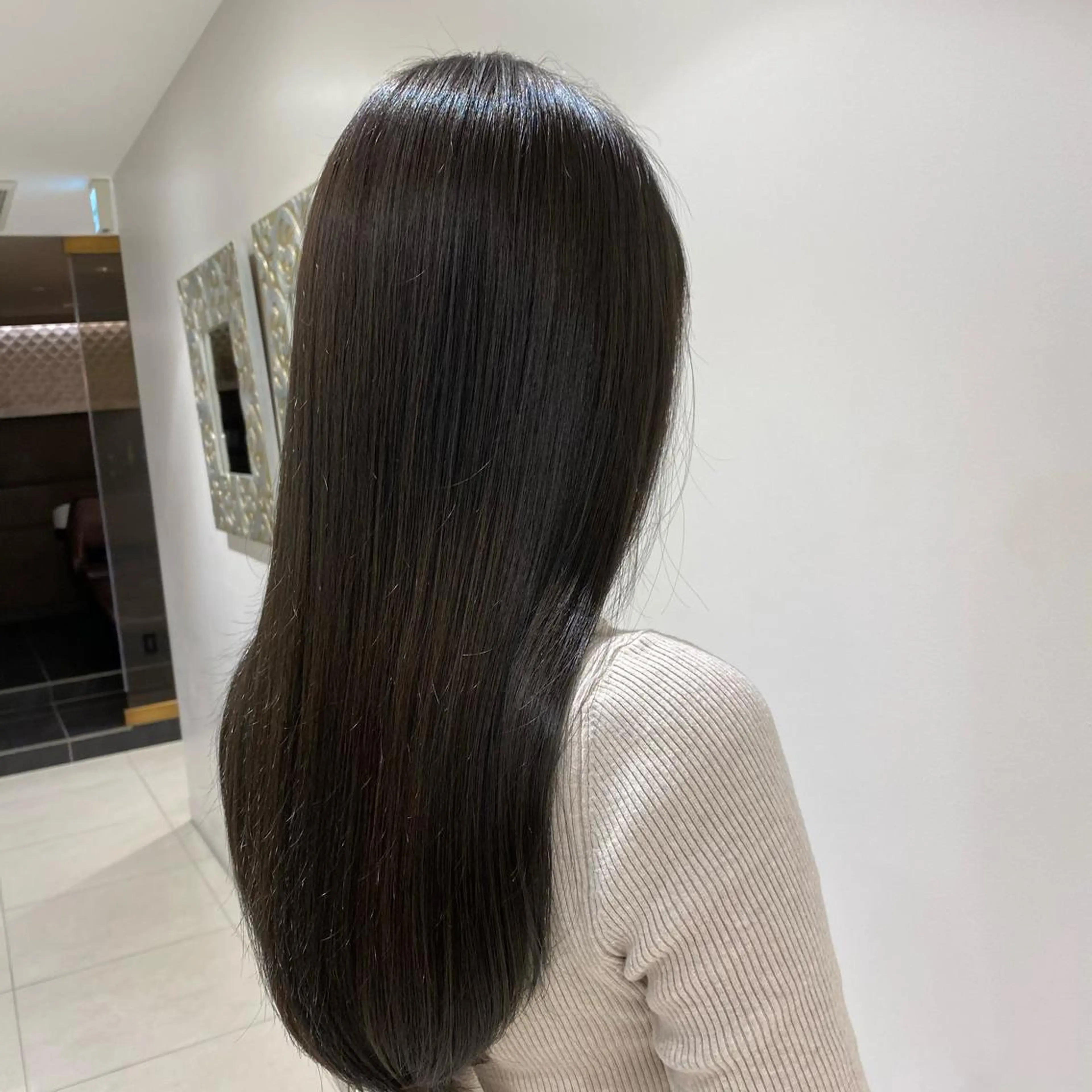 ロング equal銀座所属・equal銀座 黒田💚のヘアスタイル