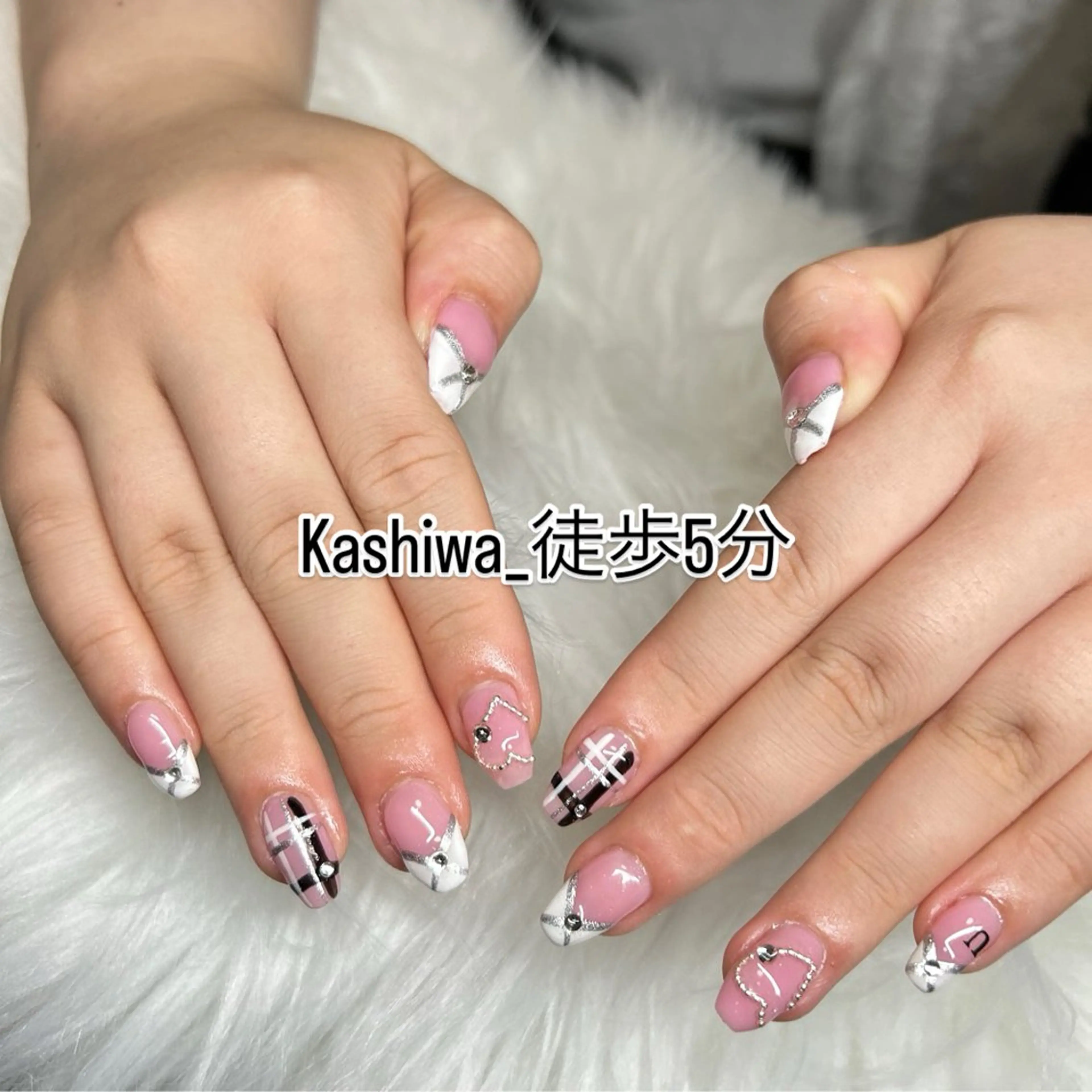 ネイル Queen Nail 　クイーンネイルのネイルデザイン