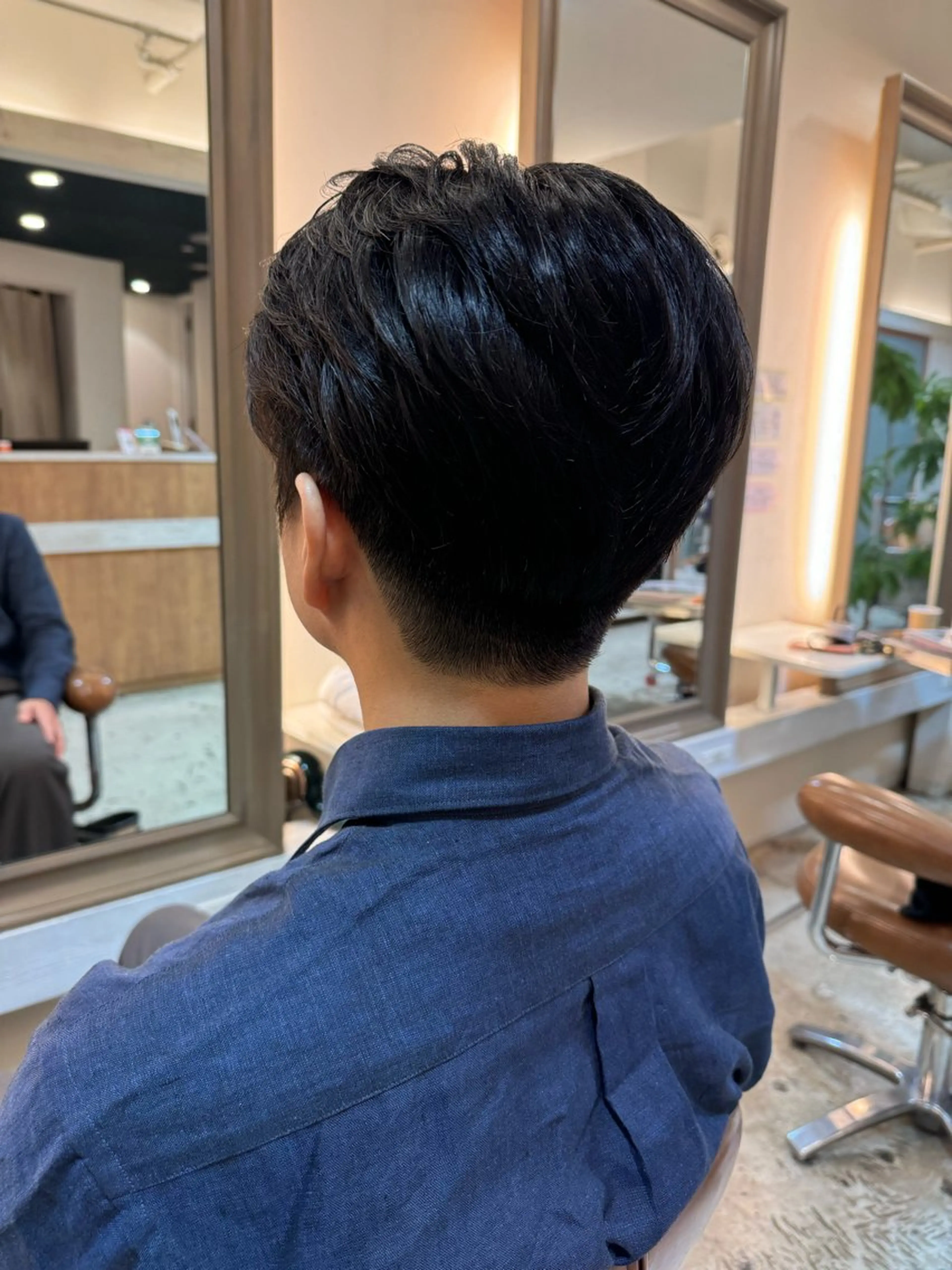 メンズ タツキ／レイヤー／ パーマ／艶カラーのヘアスタイル