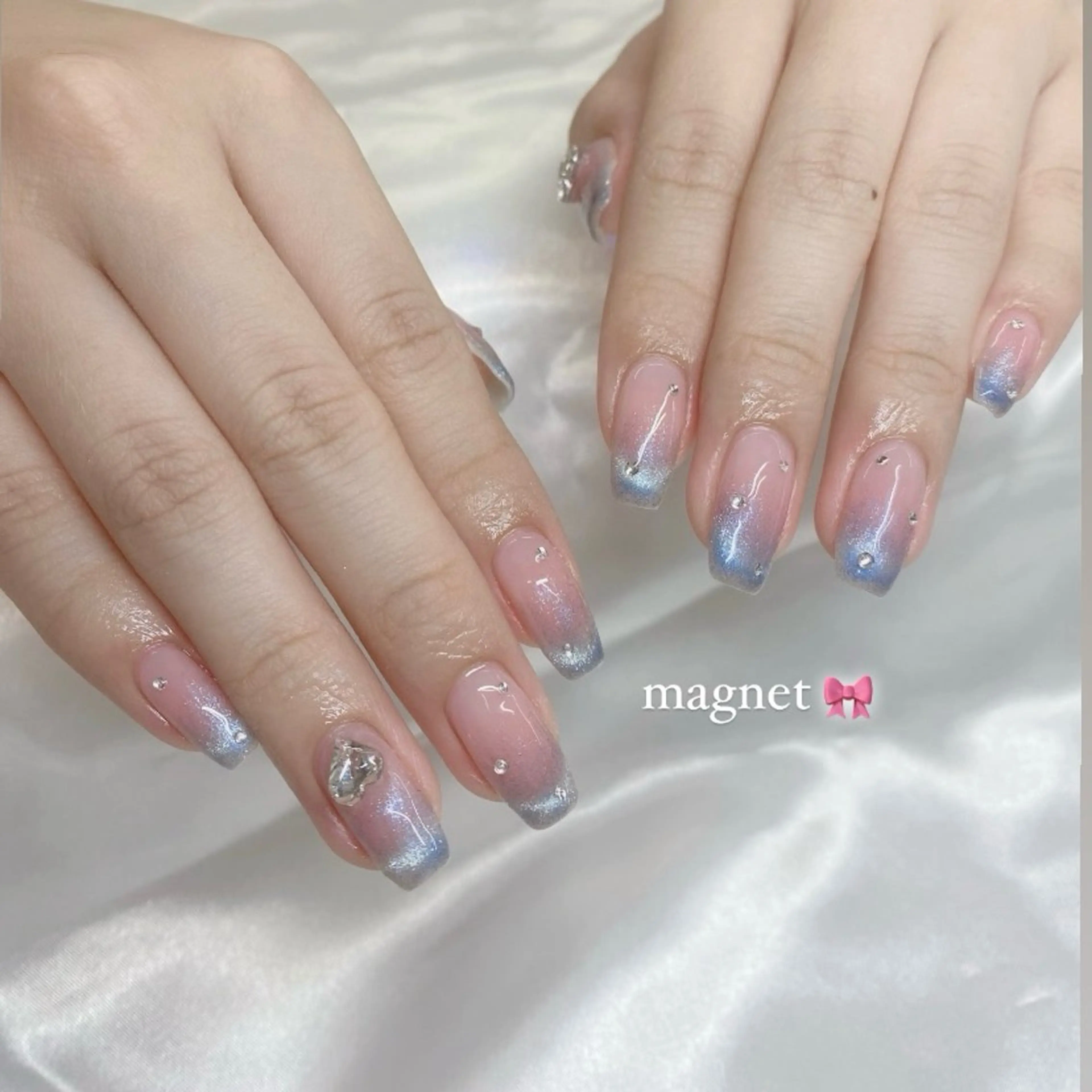 ネイル ハンドネイル 【LILY】 ainaのネイルデザイン