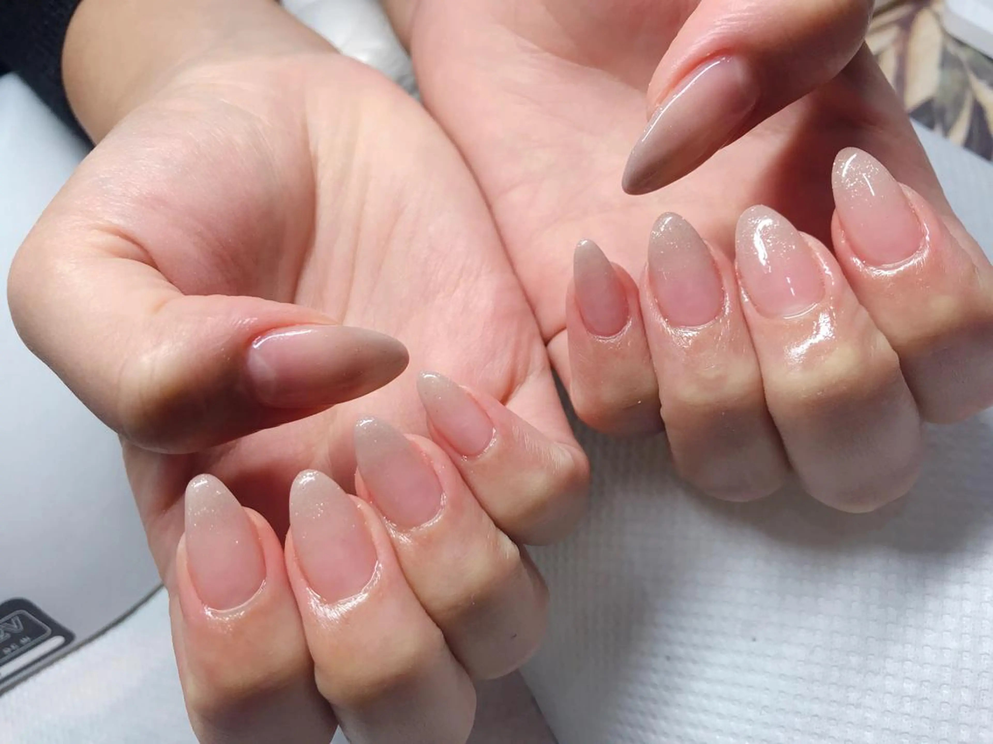 ネイル ラメ(グリッター) ガールネイルサロン所属・ガール ネイルサロンのネイルデザイン