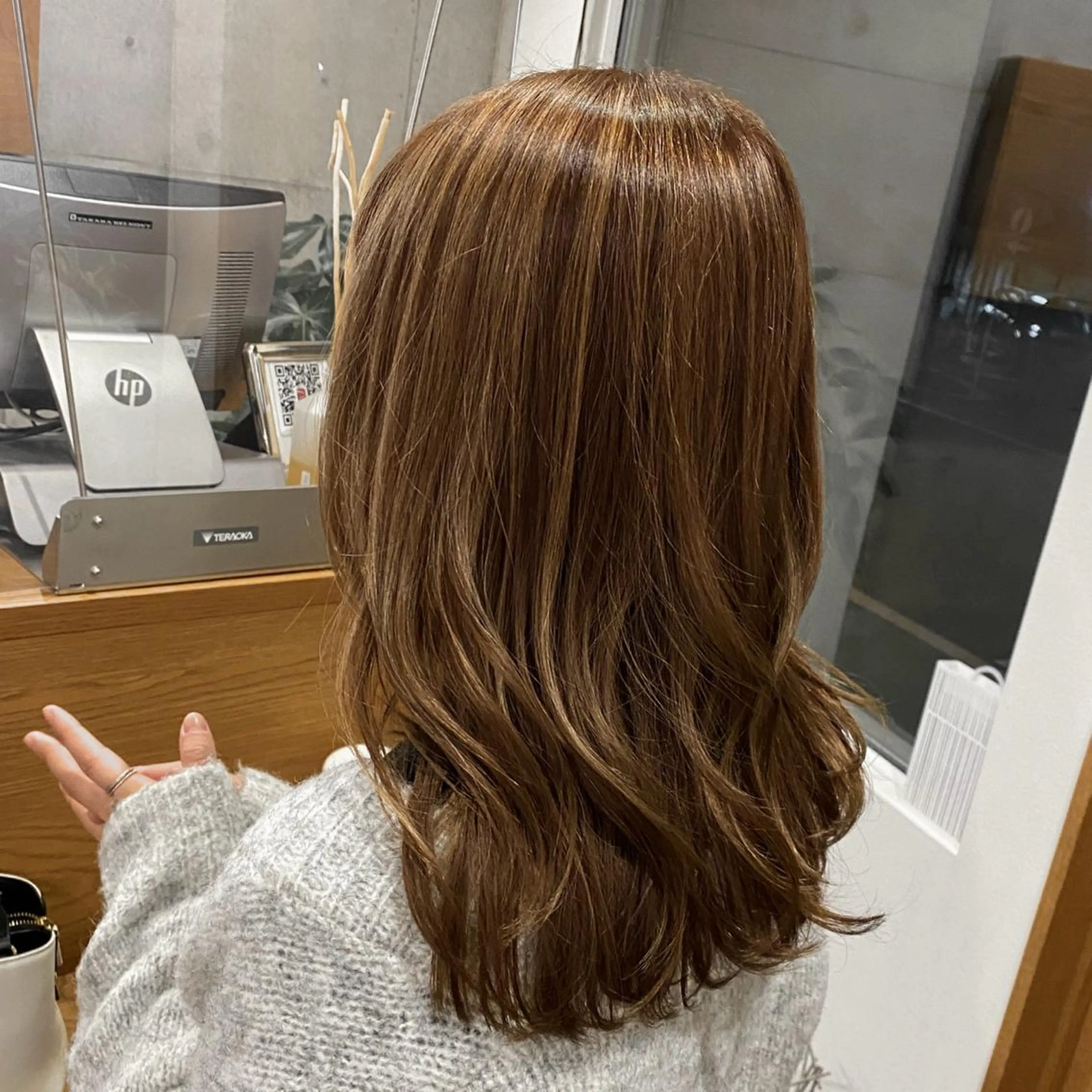 ミディアム 後藤 千絵のヘアスタイル