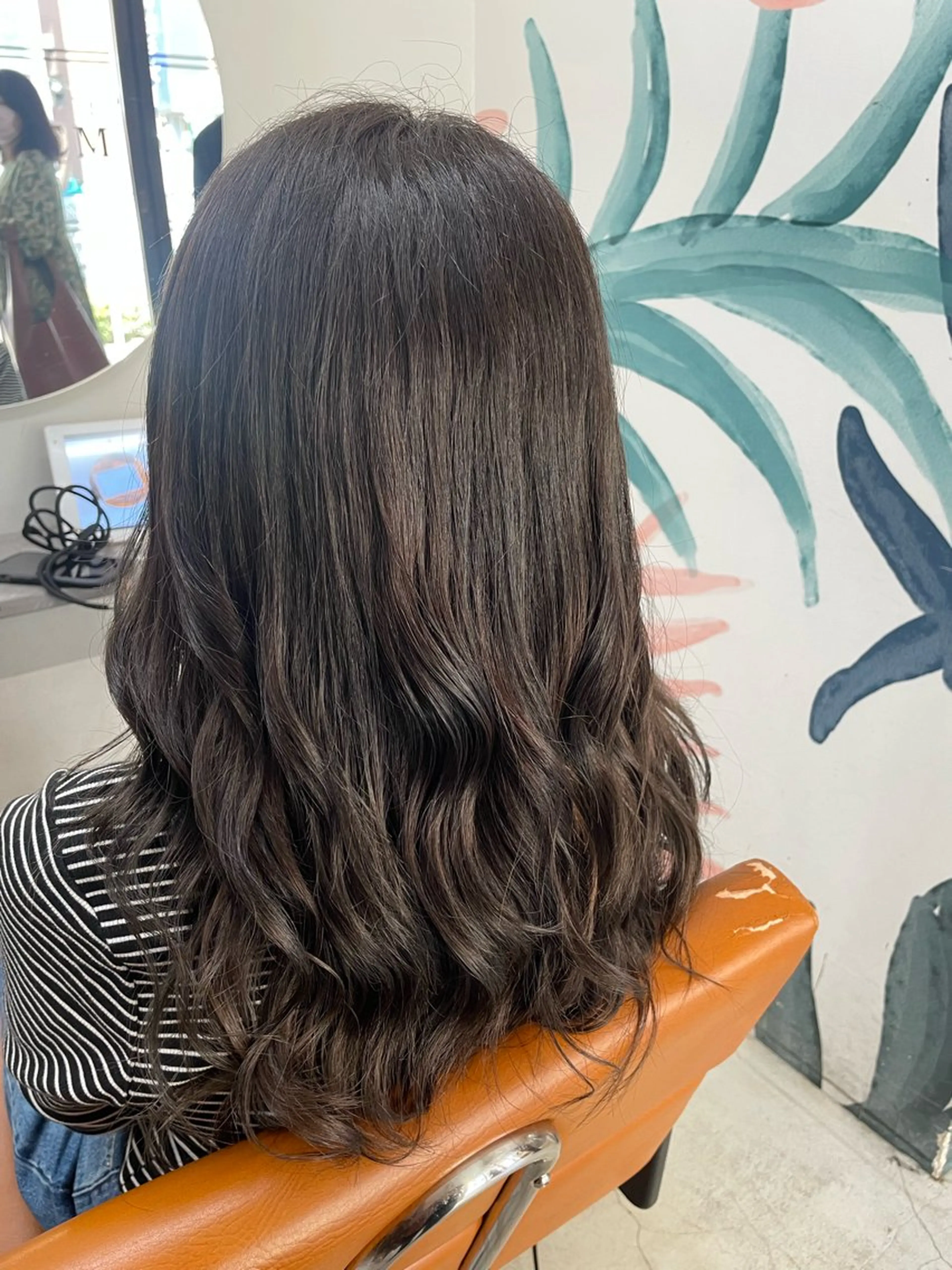 セミロング カラー ブラウンカラー 透明感カラー 樋川 早紀のヘアスタイル