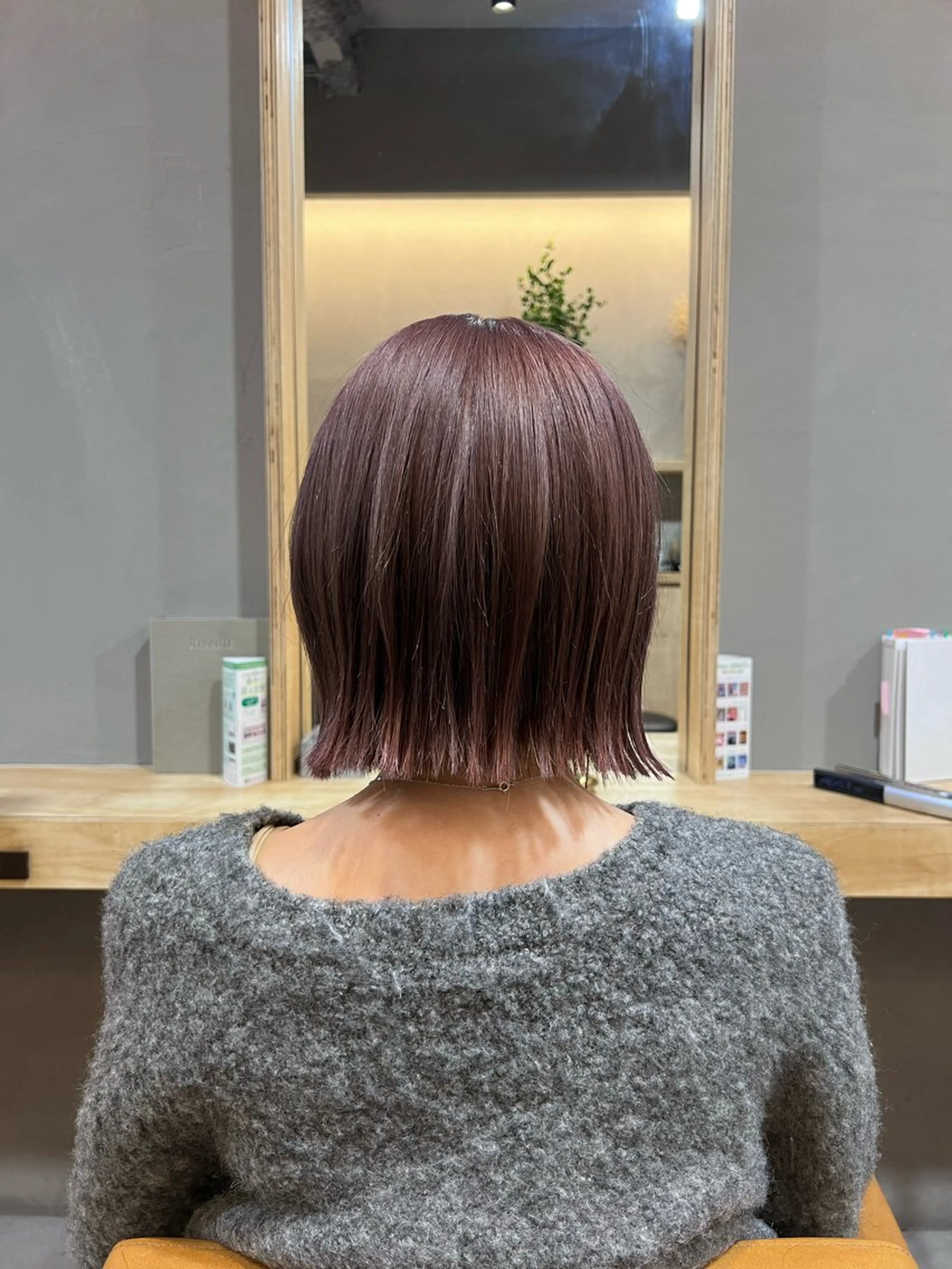 ショート カラー 切りっぱなしボブ ボブ 神戸ボブ✂️ ioe三宮/田 伸佳のヘアスタイル